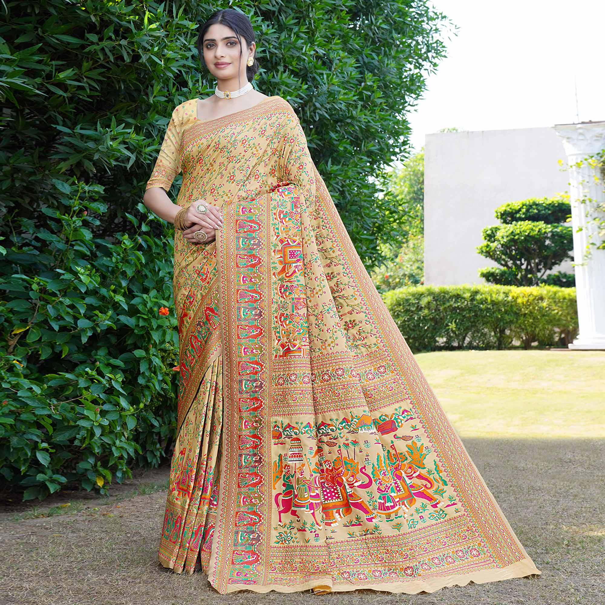 Peachmode Chikoo Floral Purple Woven Pure Silk Saree - view 2