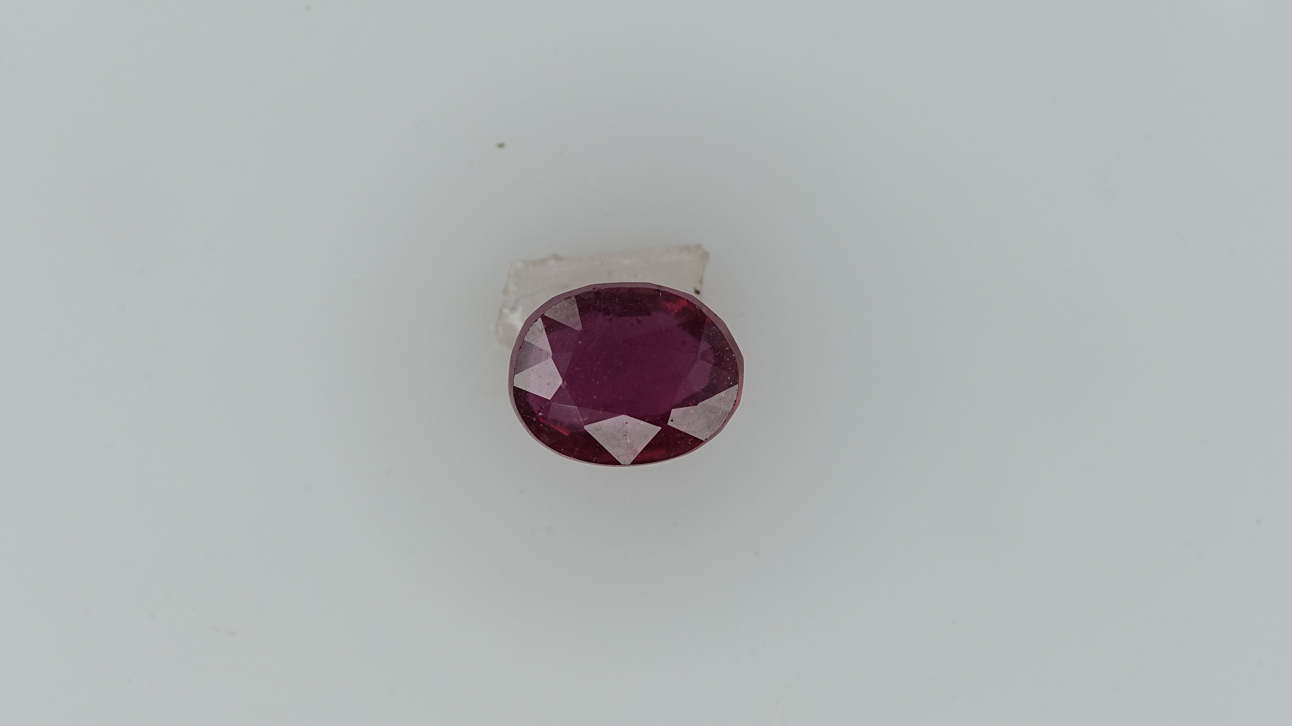 Gemsmantra Ruby - 5.27 Carats (5.797 Ratti)