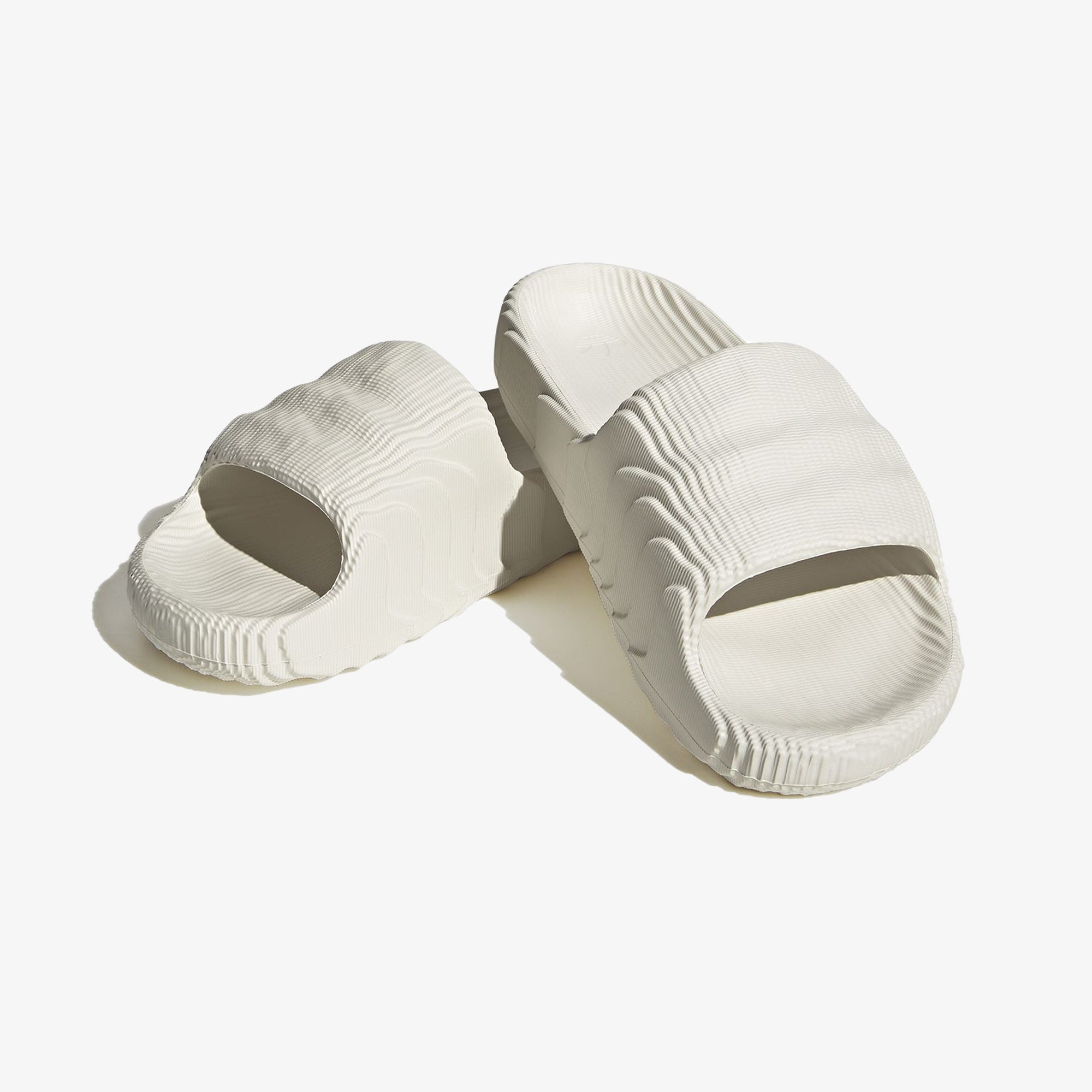 Adidas Originals | ADILETTE 22 W { OFF WHITE/WHITE