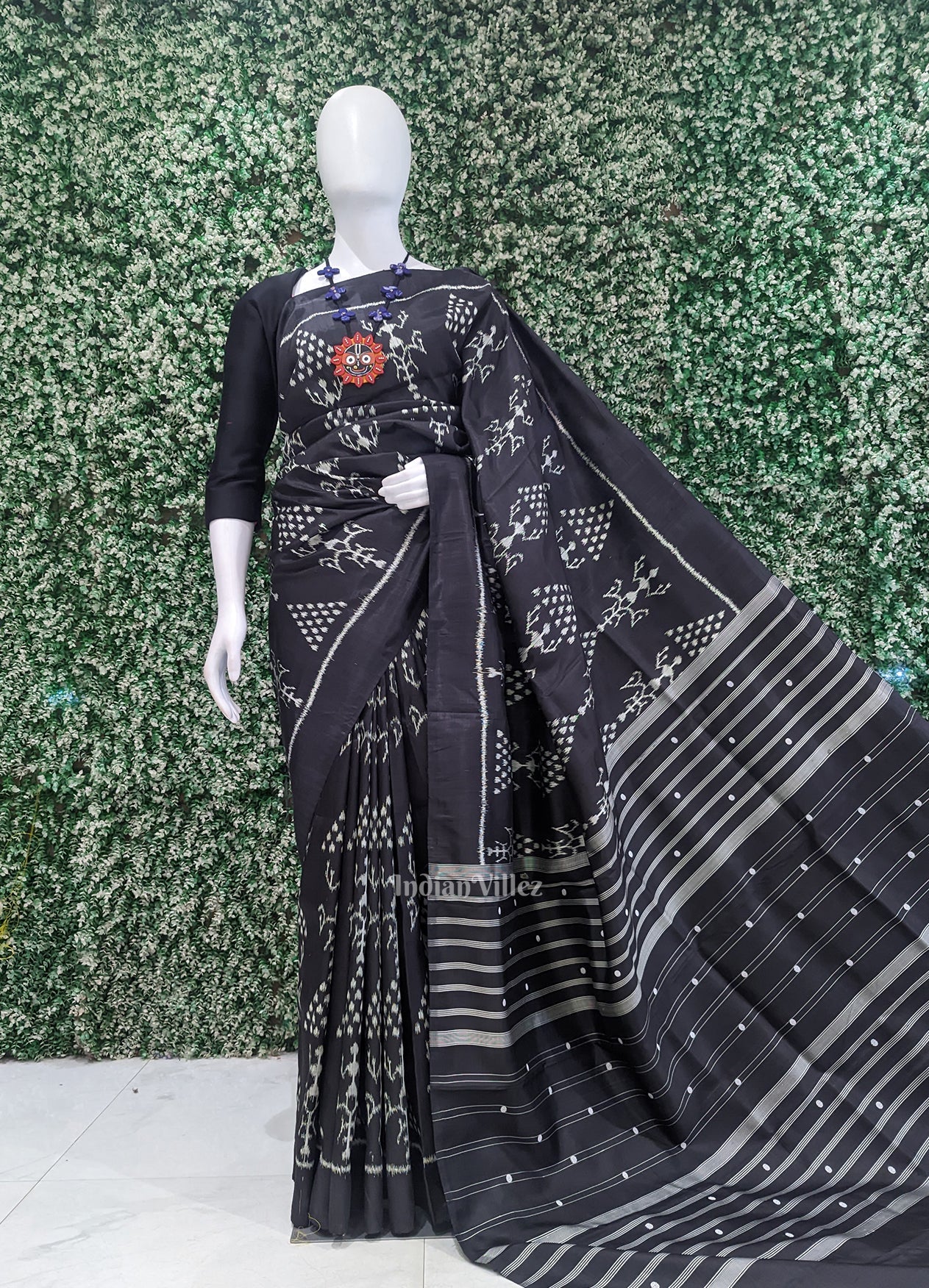 IndianVillèz Black Tribal Jhoti Theme Contemporary Designer Silk Saree