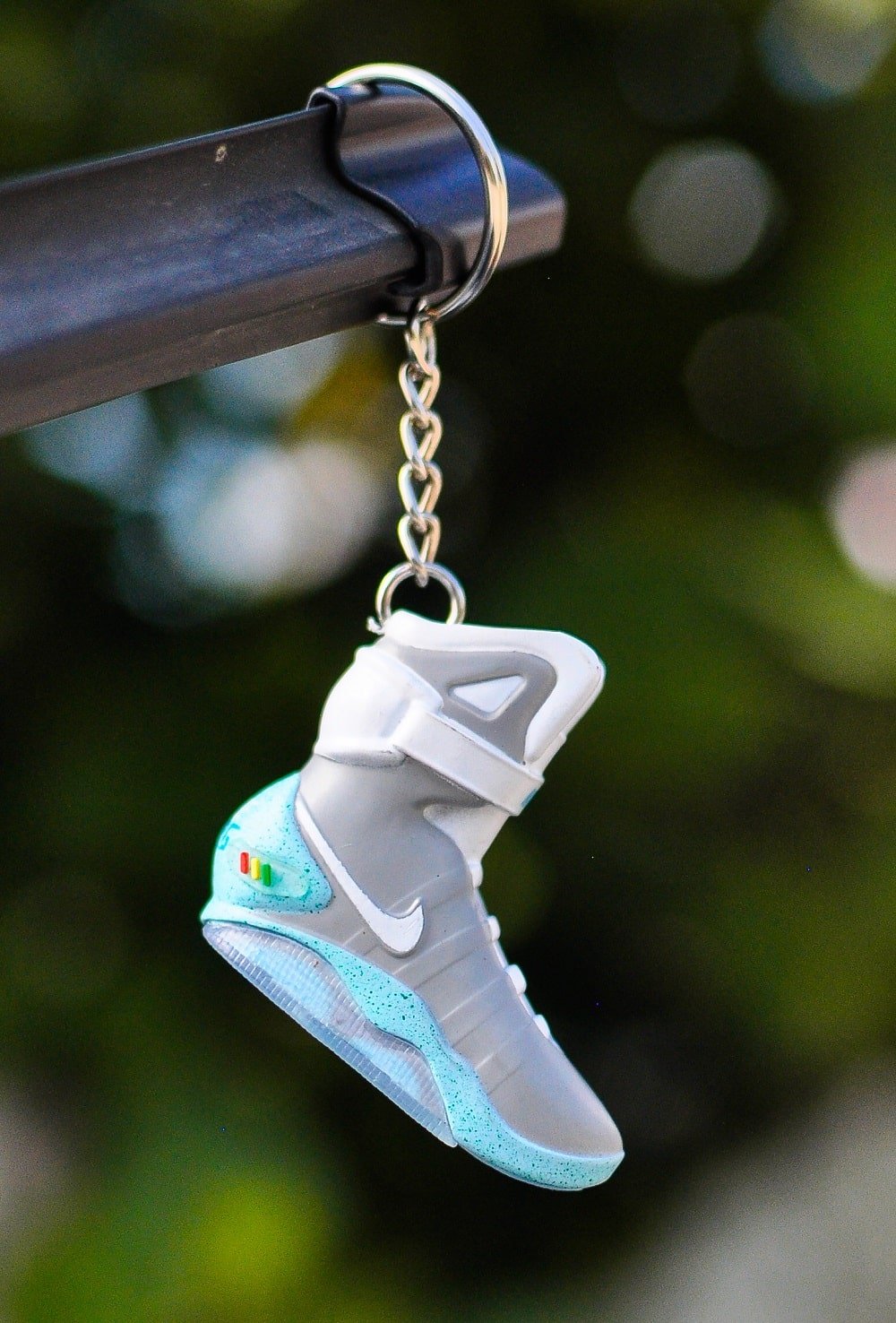 Kicks Machine 3D Sneaker Keychain Air Mag