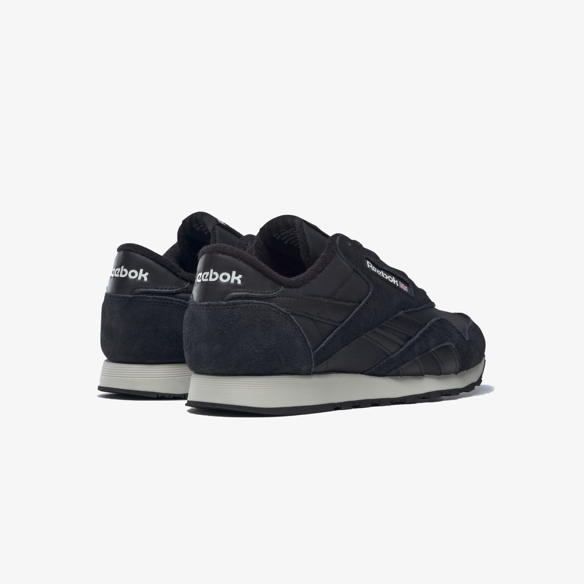 Reebok | CLASSIC NYLON { CORE BLACK - view 2