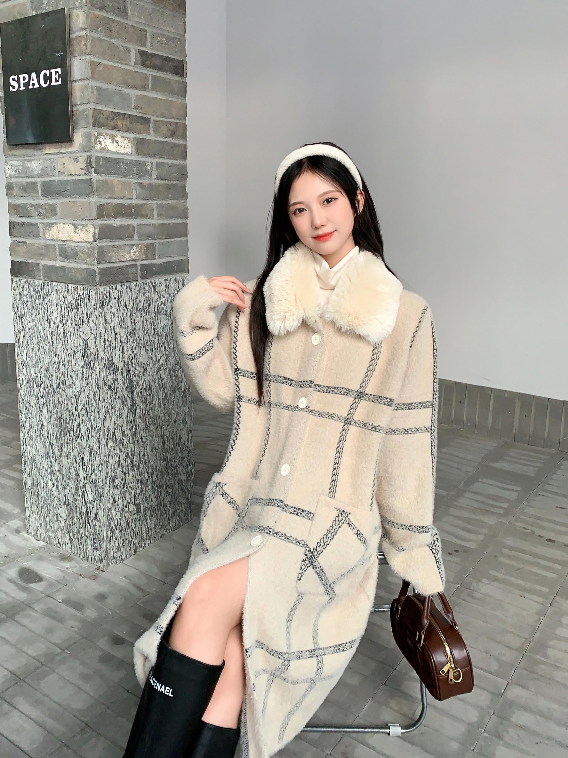 Alamode By Akanksha Noelia Woolen Long Luxe Overcoat with Fur - view 3