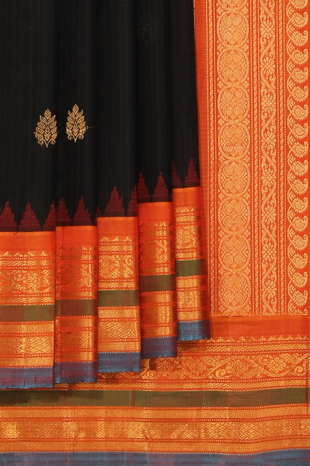 Kalanjali Gadwal Classy Black Saree – Women's