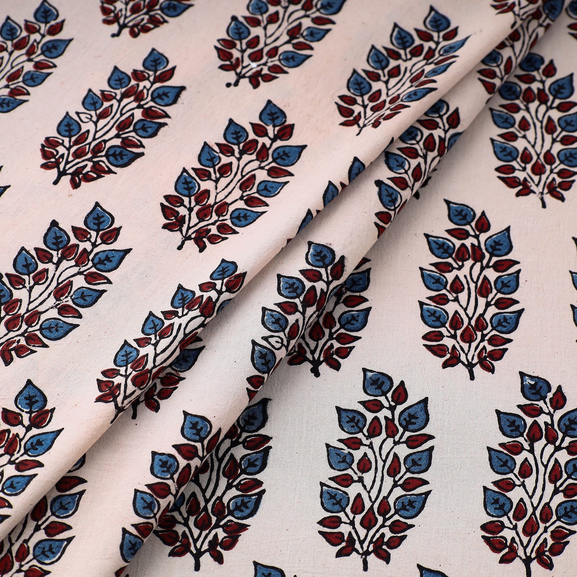 RIYAZ ABDULMAJID KHATRI - AJRAKH Beige - Block Print Cotton Ajrakh Fabric 07 - view 2