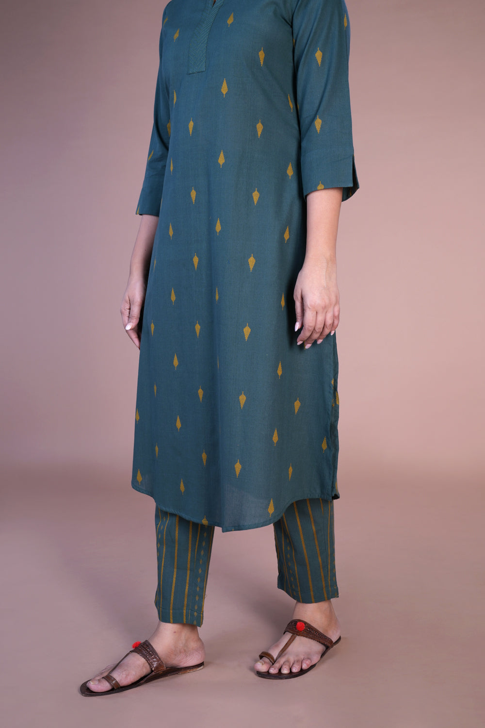 Kalanjali Ethnics Dark teal kurti and pants set - view 7