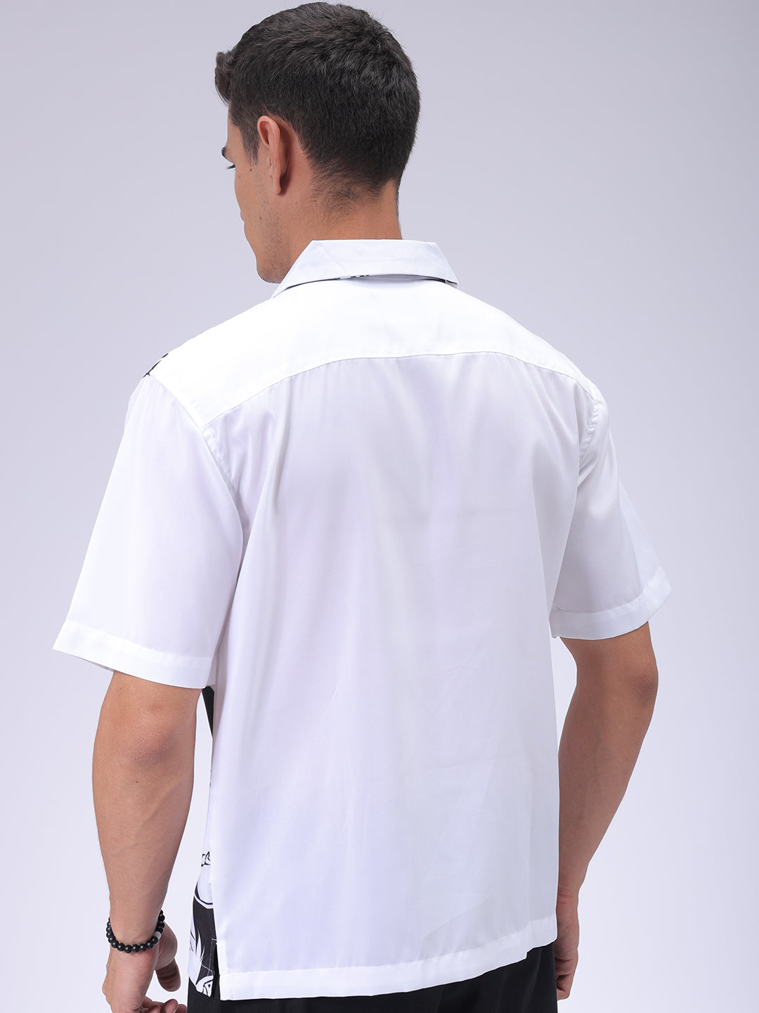 The Indian Garage Co Men's Black Oversized Fit Graphic Shirt - view 5