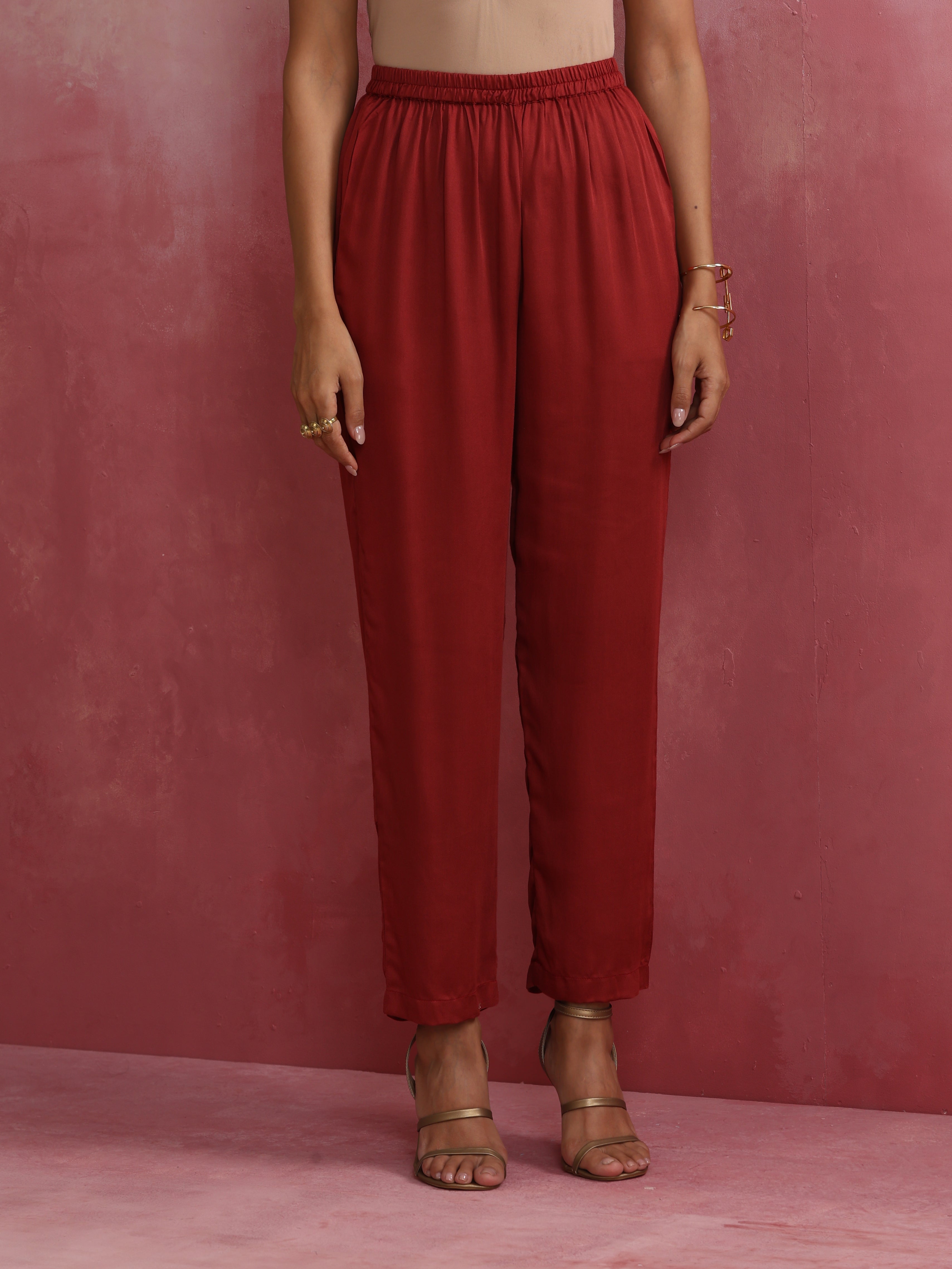 trueBrowns Maroon Modal V Neck Kurta Co-ord Set - view 5