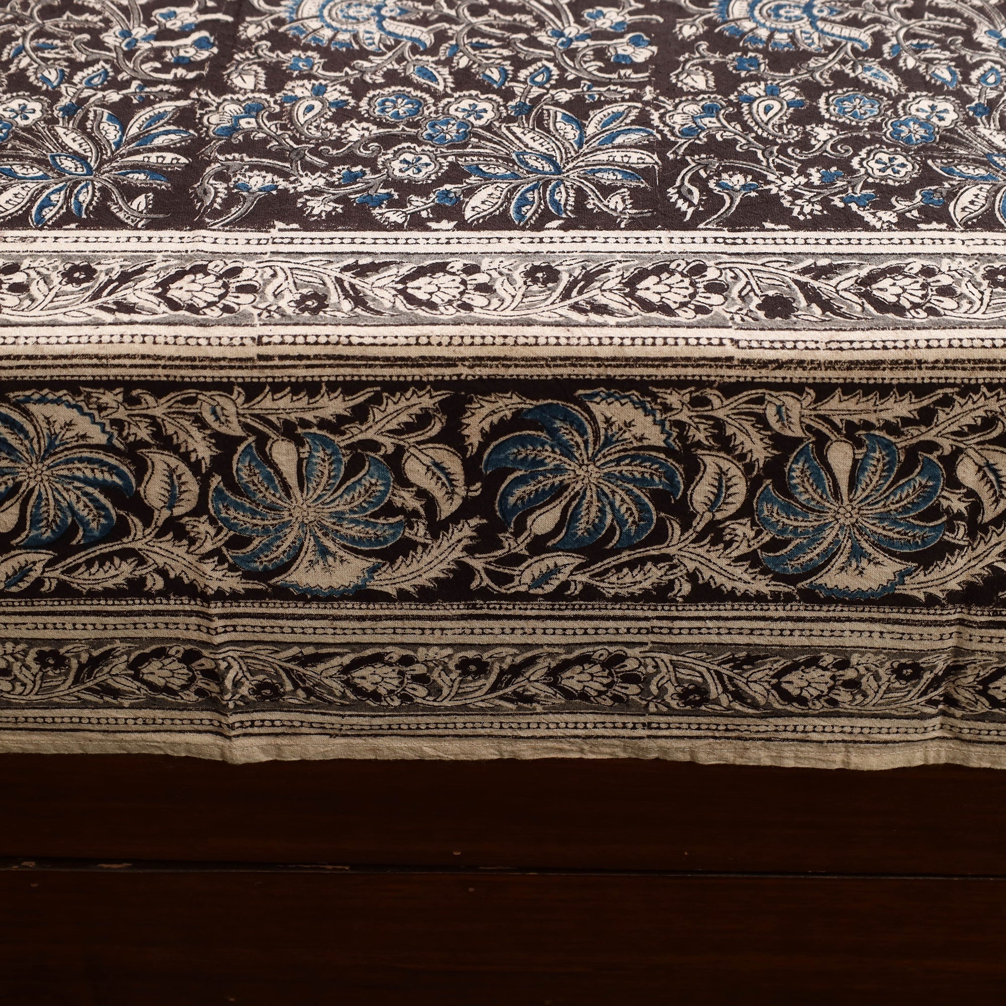 PITCHUKA SRINIVAS KALAMKARI PEDANA Black - Block Print Cotton Pedana Kalamkari Bed Sheet 05 - view 2