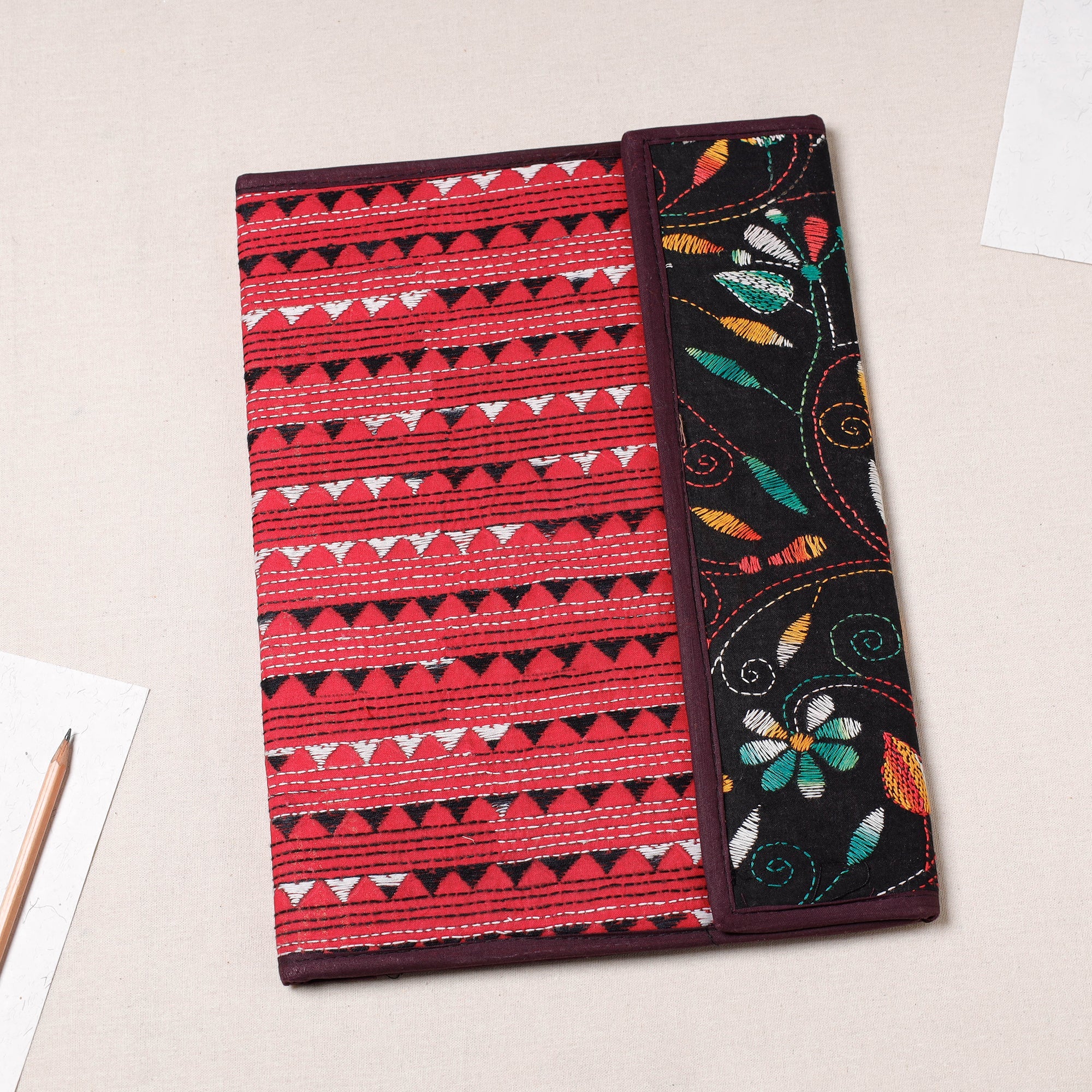 ASALKAAR Bengal Kantha Work Handcrafted File Folder