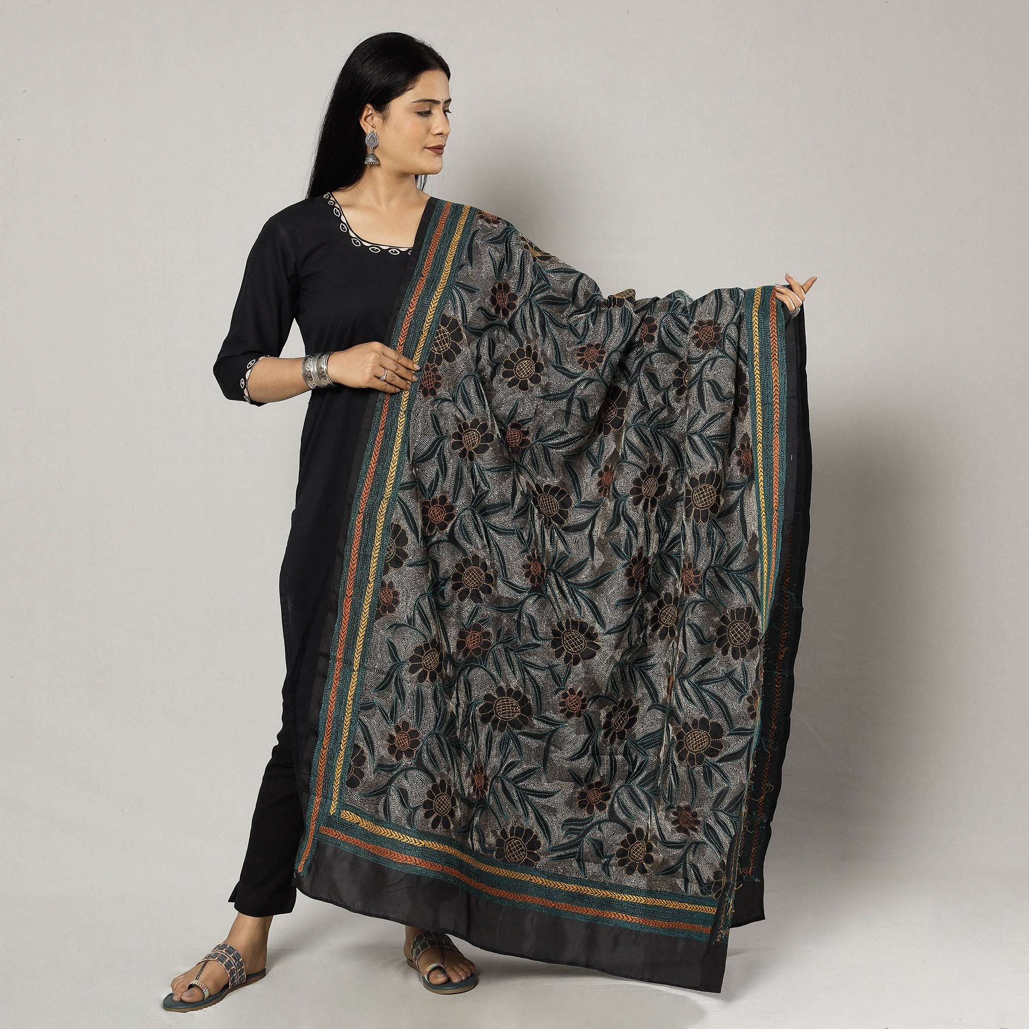 KHUSHBASH - HAPPY LOOM OF EAST Black - Bengal Nakshi Kantha Embroidery Tussar Silk Handloom Dupatta