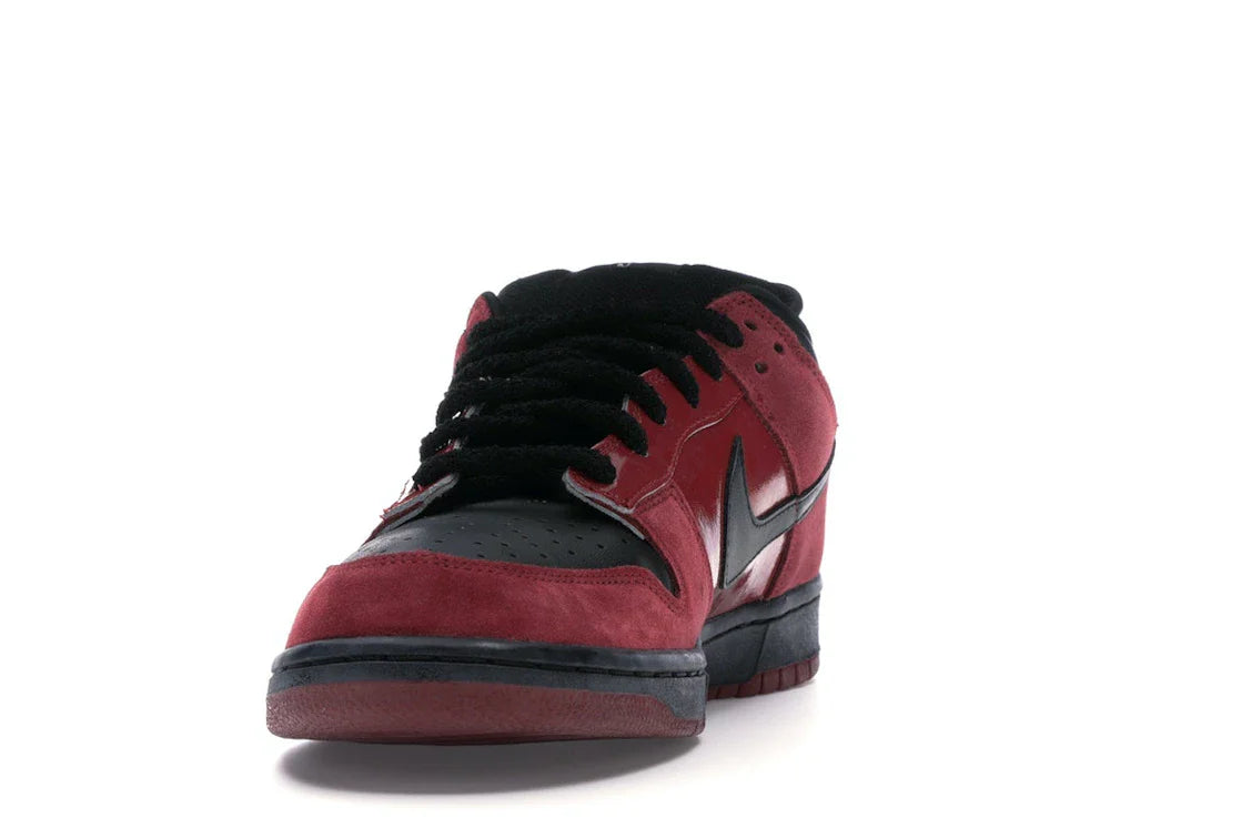 Nike SB Dunk Low 'Milli Vanilli' – Red - view 11