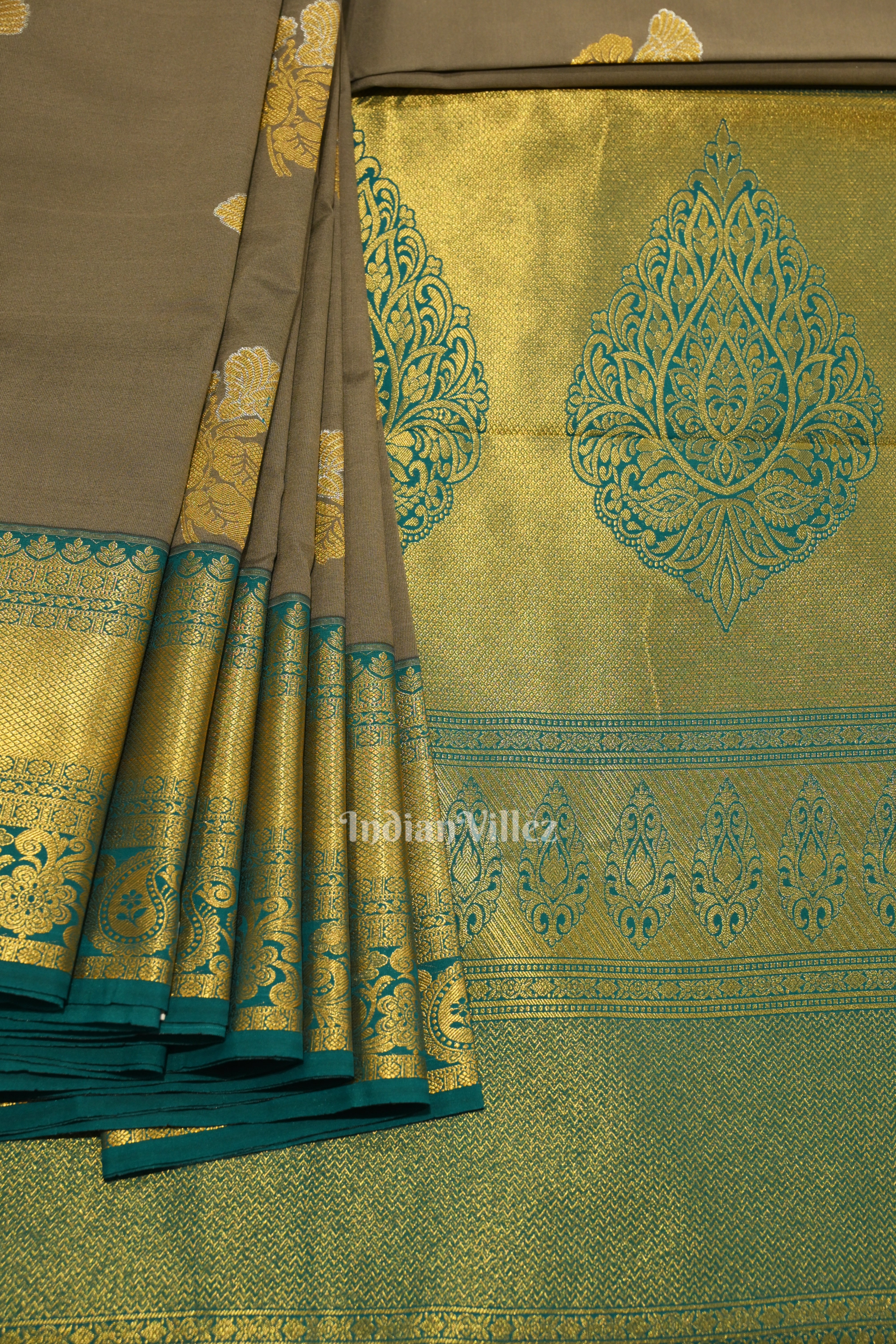 IndianVillèz Dark Gray Pure Brocade Kanjivaram Silk Saree