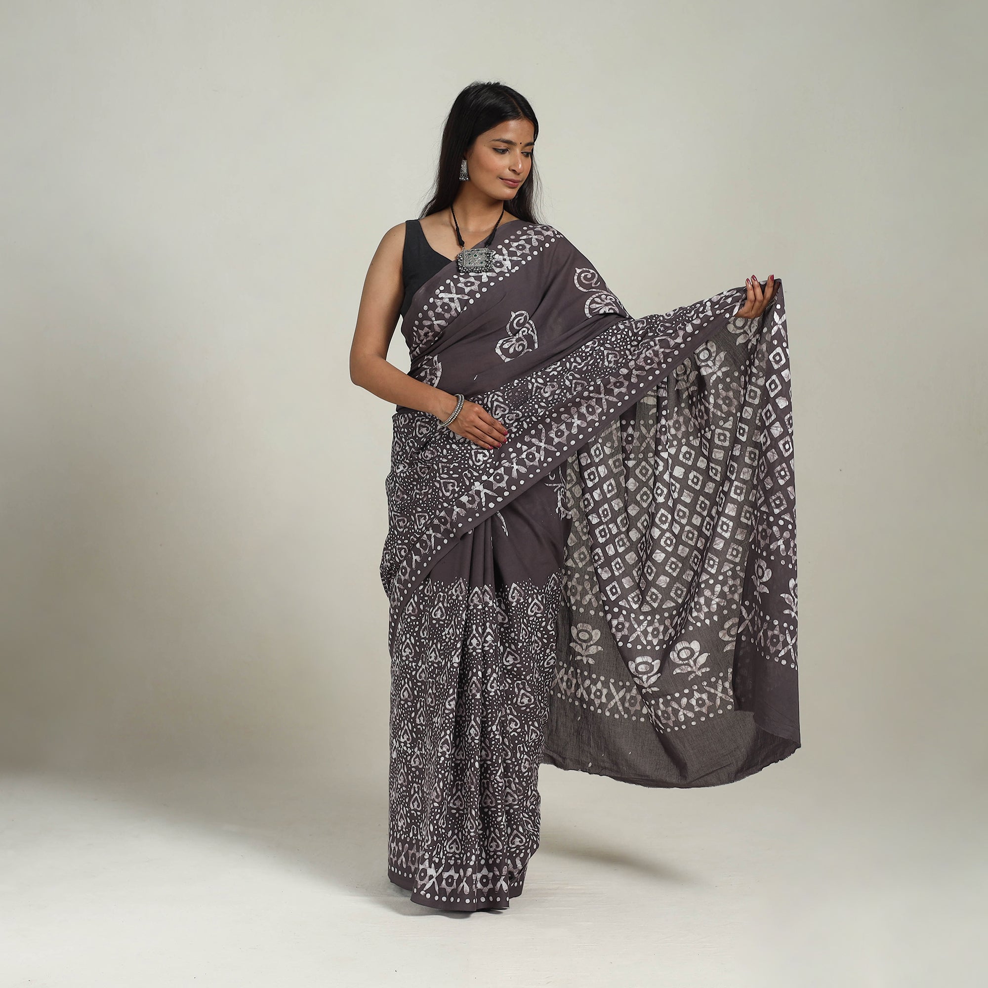 BATIK BY MD. SHARIFF Brown - Cotton Hand Batik Print Saree 07 - view 2