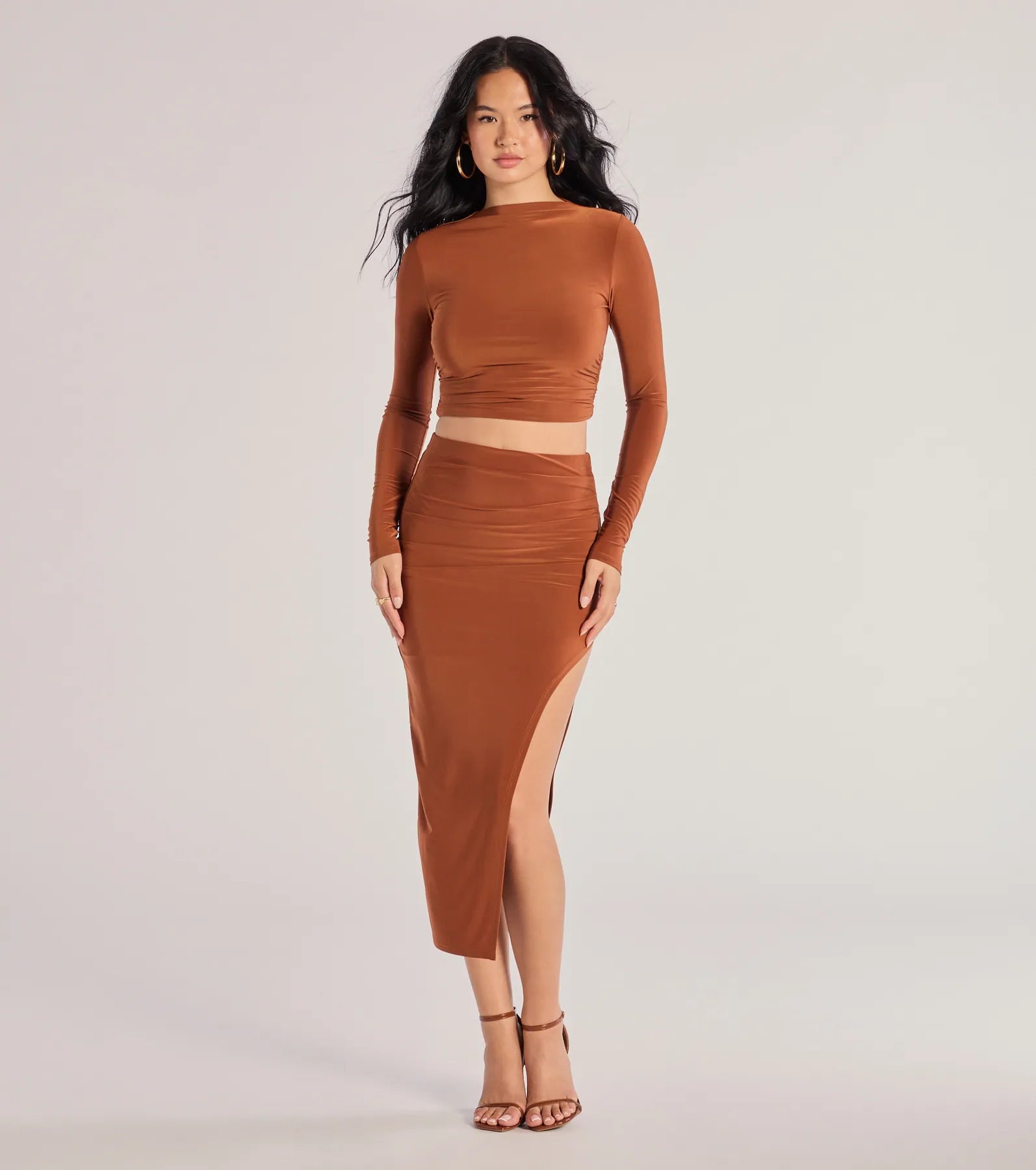 Windsor Bold Staple Long Sleeve Crop Top - view 8