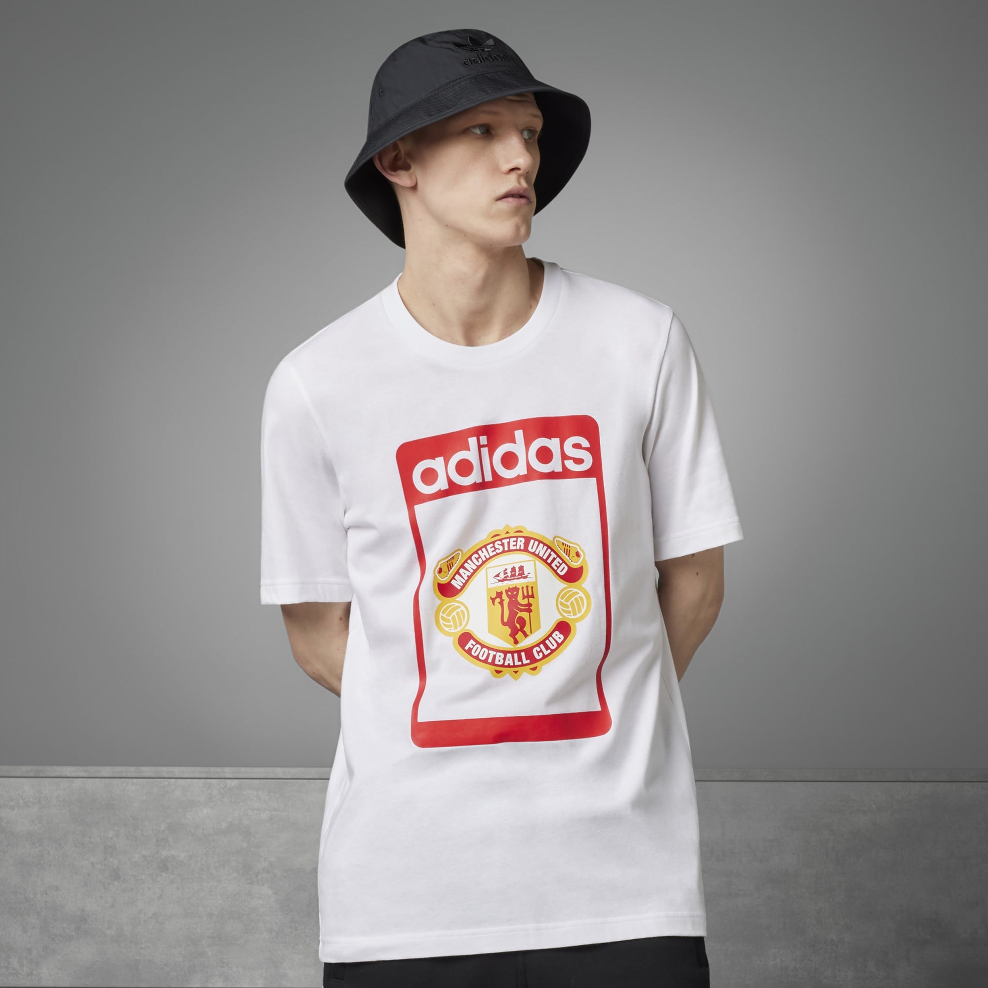 Adidas Originals | MANCHESTER UNITED OG GRAPHIC TEE { WHITE/RED