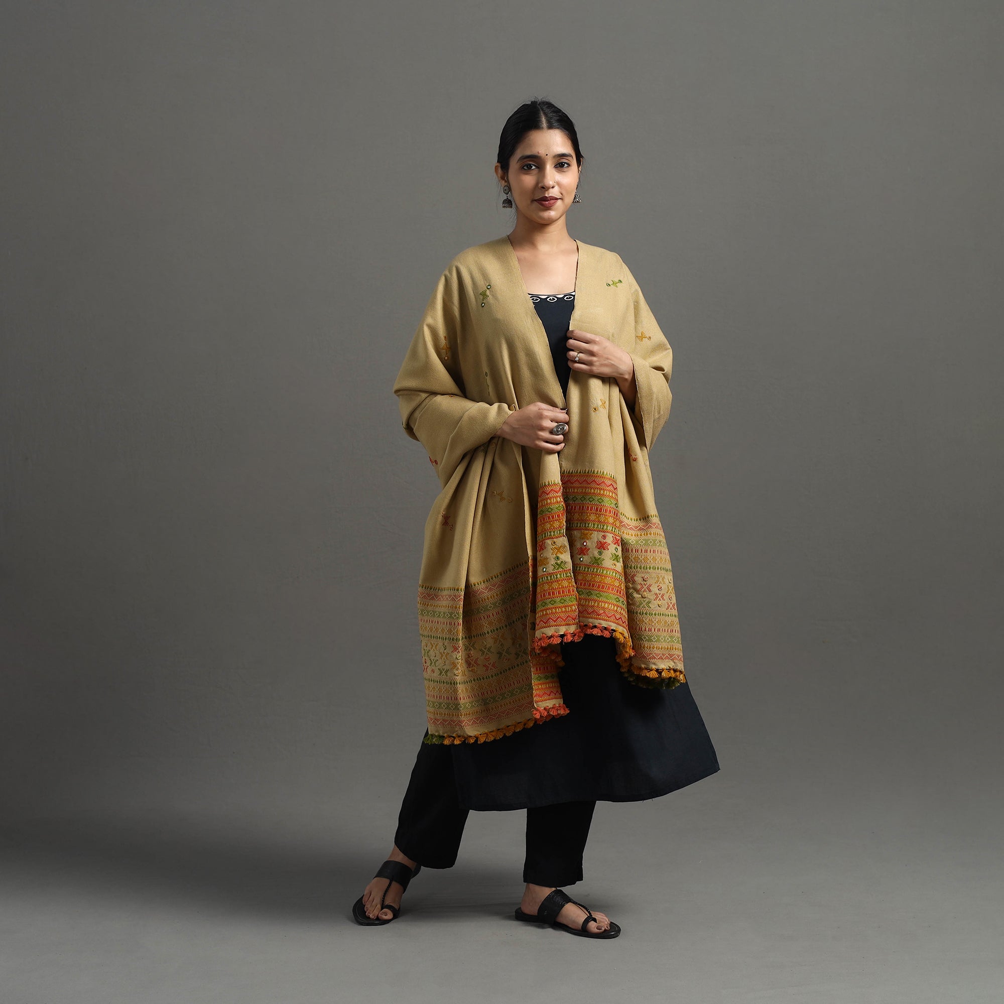 VANKAR BHIMJI KANJI Beige - Kutch Handwoven Mirror Work Woollen Shawl 24