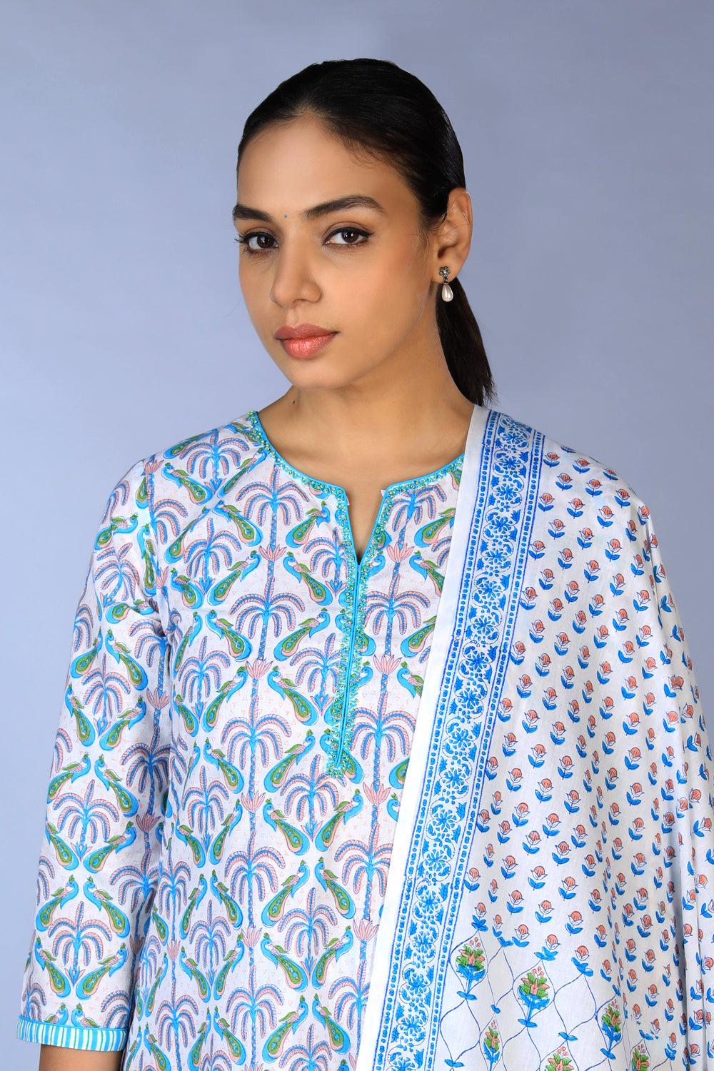 Kalanjali Ethnics Handblock Printed Kurta, pants & dupatta set - view 2