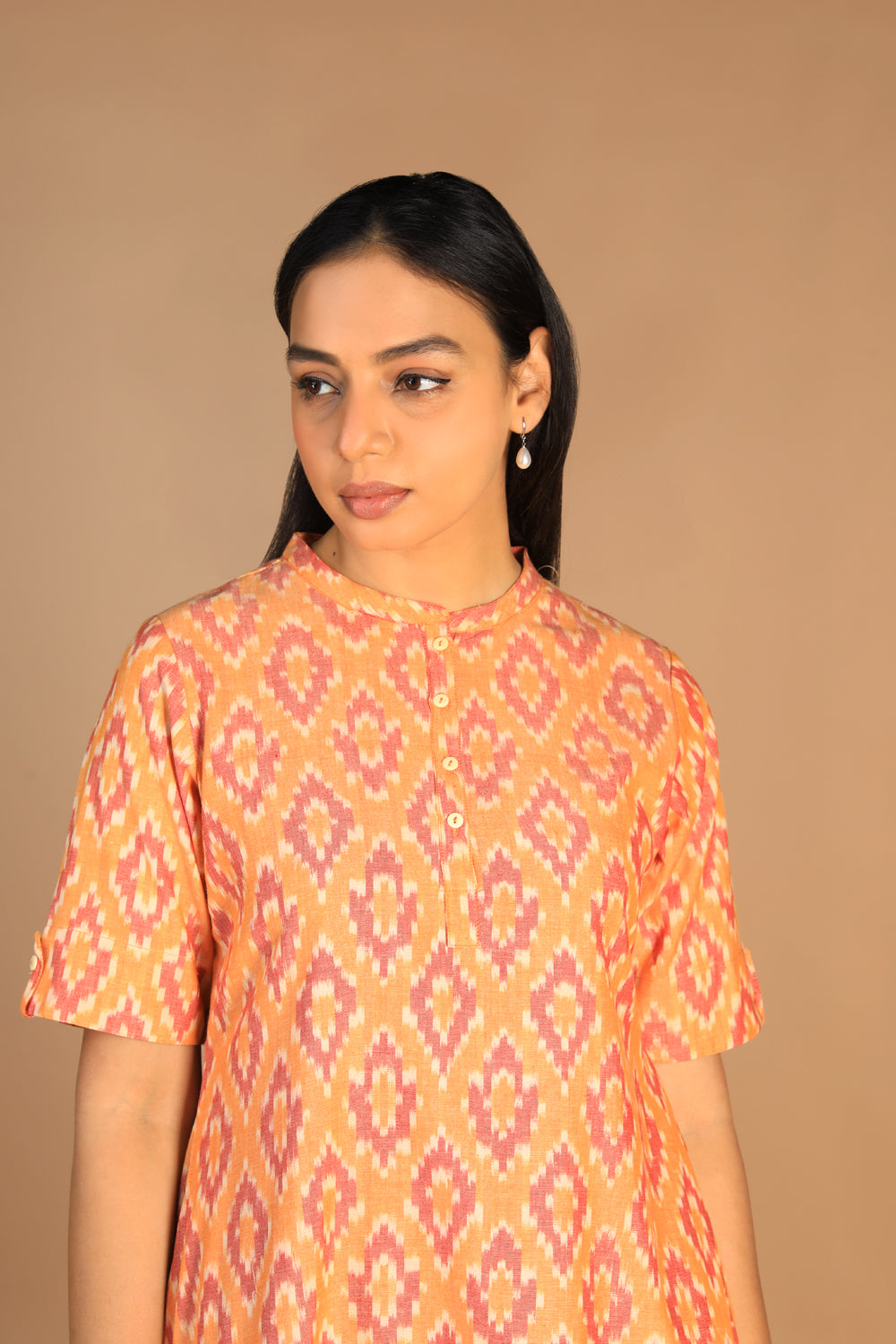 Kalanjali Ethnics Cotton Ikat kurti – Women's, PEACH - view 4