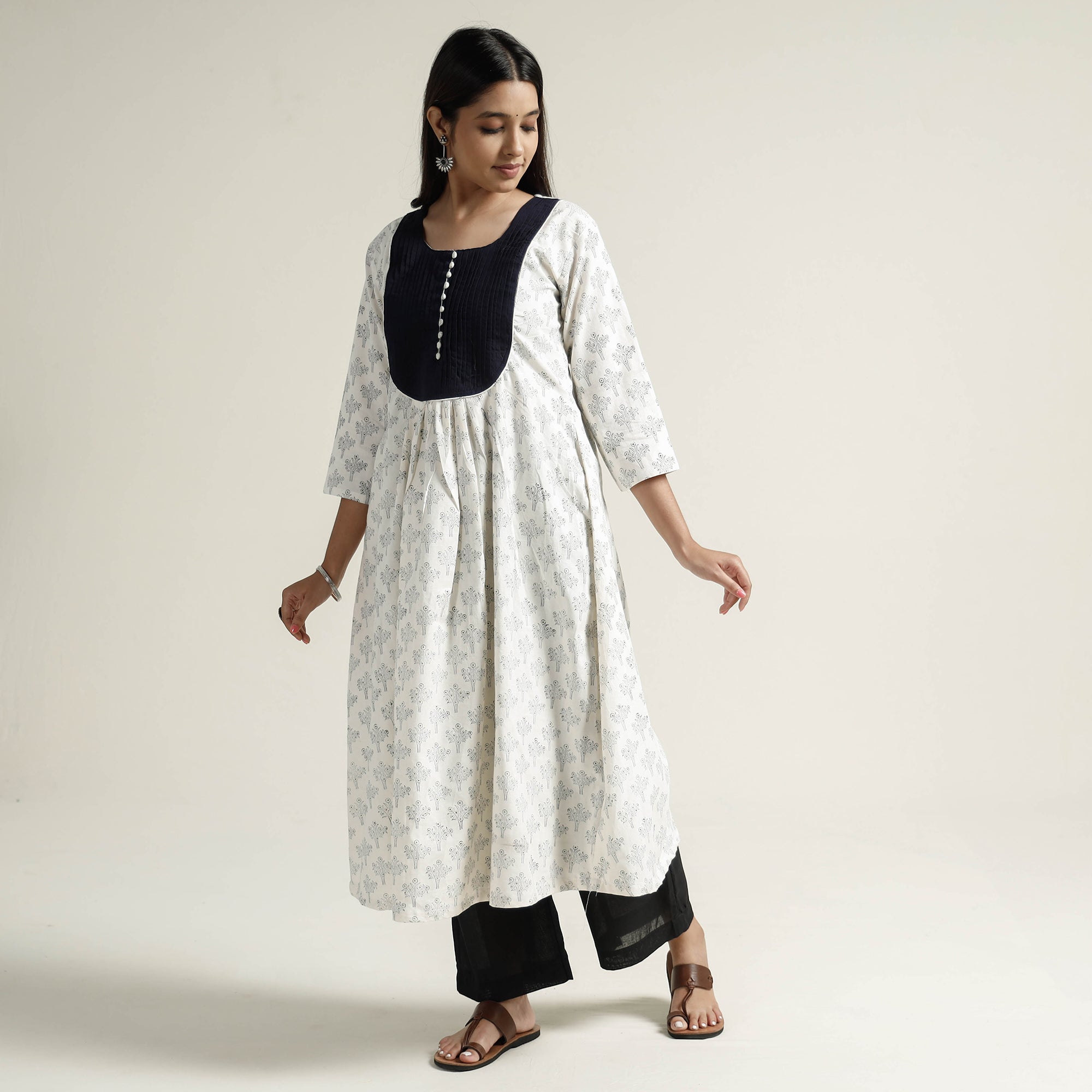 ITOKRI CASUALS Beige - Mangalagiri Block Printed Cotton Kurta with Palazzo Set - view 3