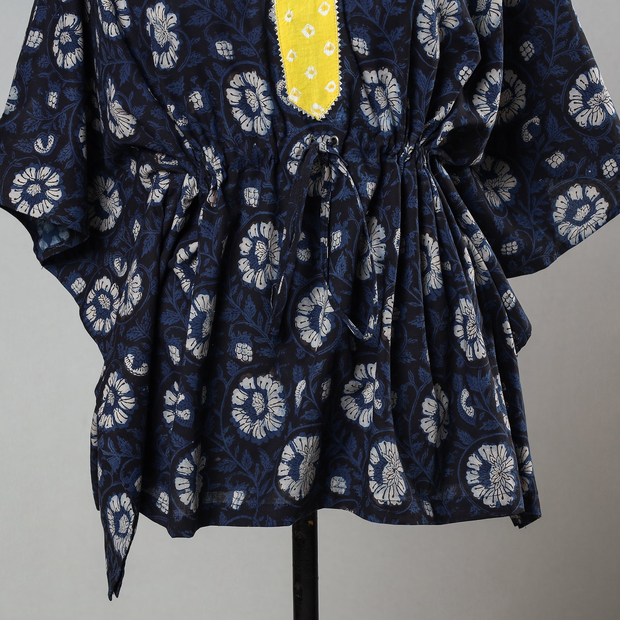 ITOKRI CASUALS Black - Bagru Block Printed Cotton Kaftan with Tie-Up Waist (Short) - view 3