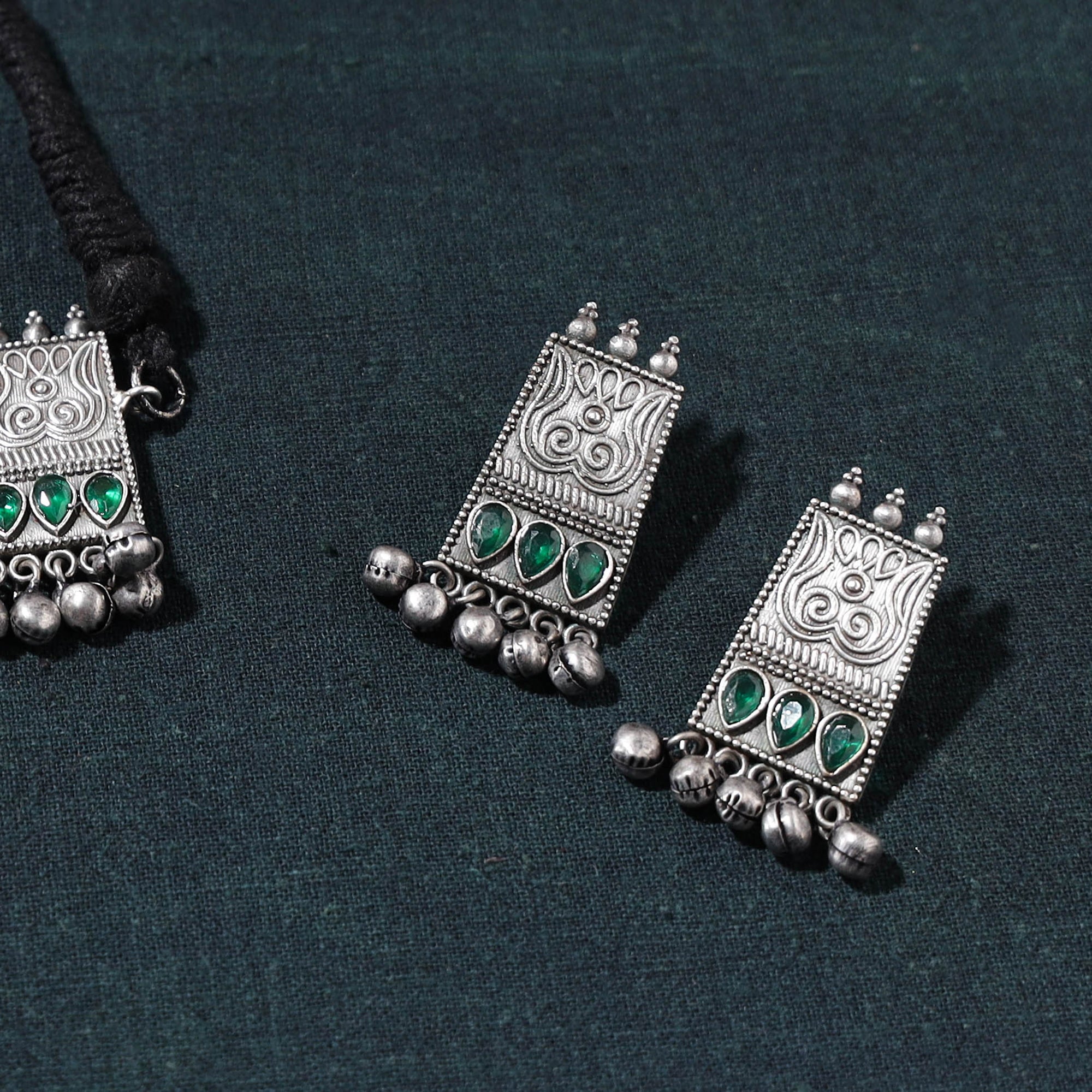WHITE RIVER STORIES Antique Silver Finish Oxidised Brass Base Choker Necklace Set - view 3