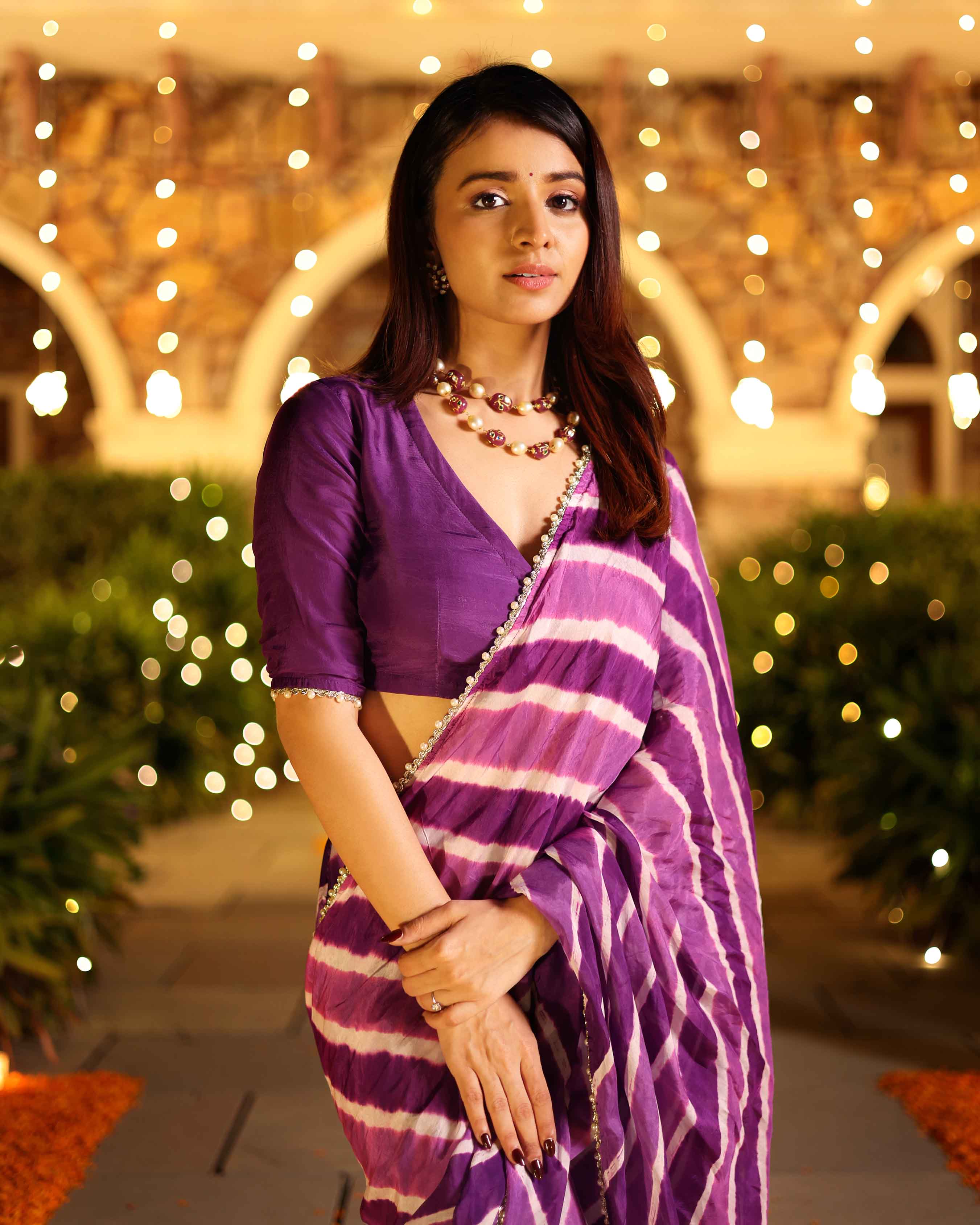 Aachho Kimaya Purple Leheriya Silk Pre Draped Saree - view 11
