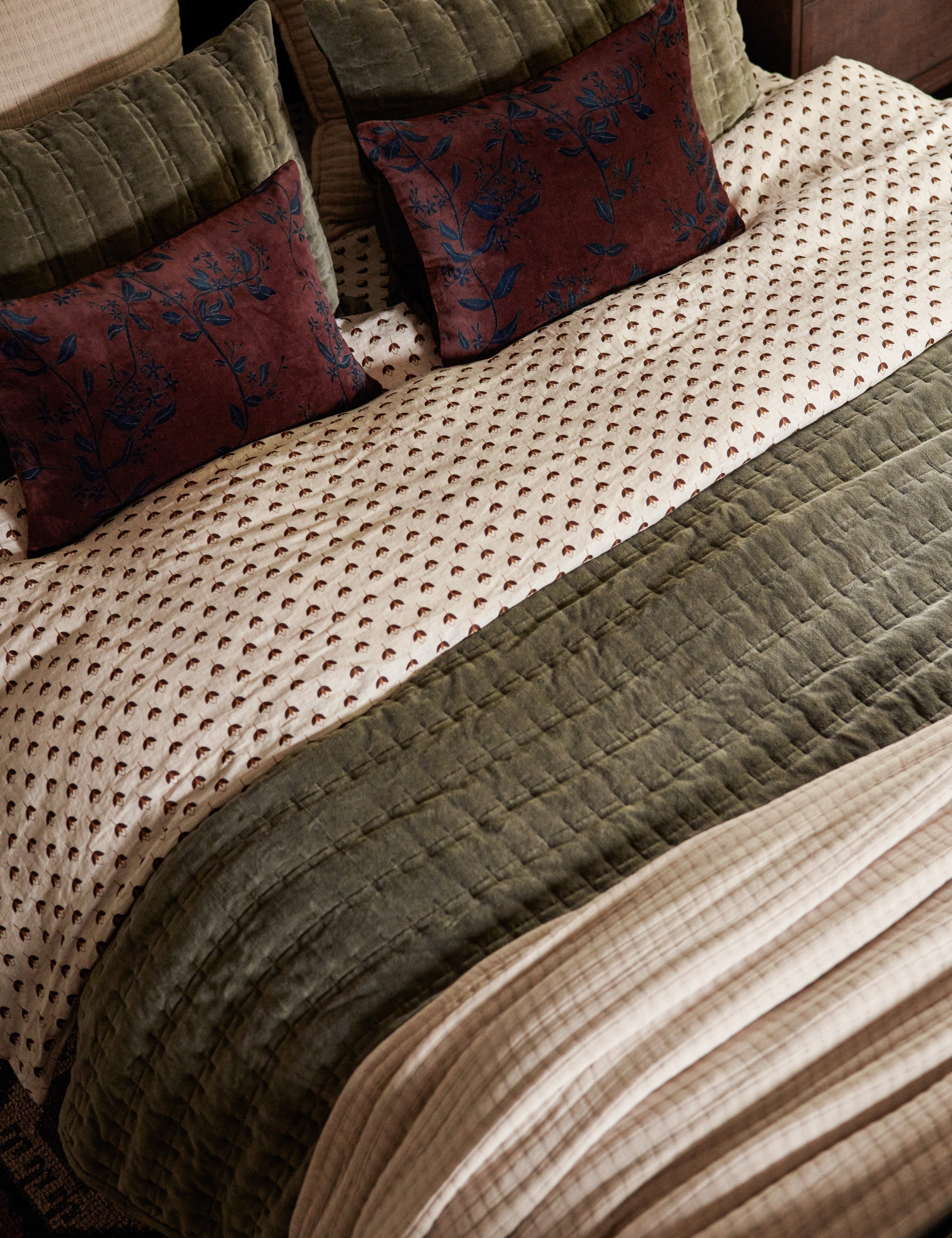 Lulu and Georgia Poiret European Flax Linen® Sheet Set - view 8