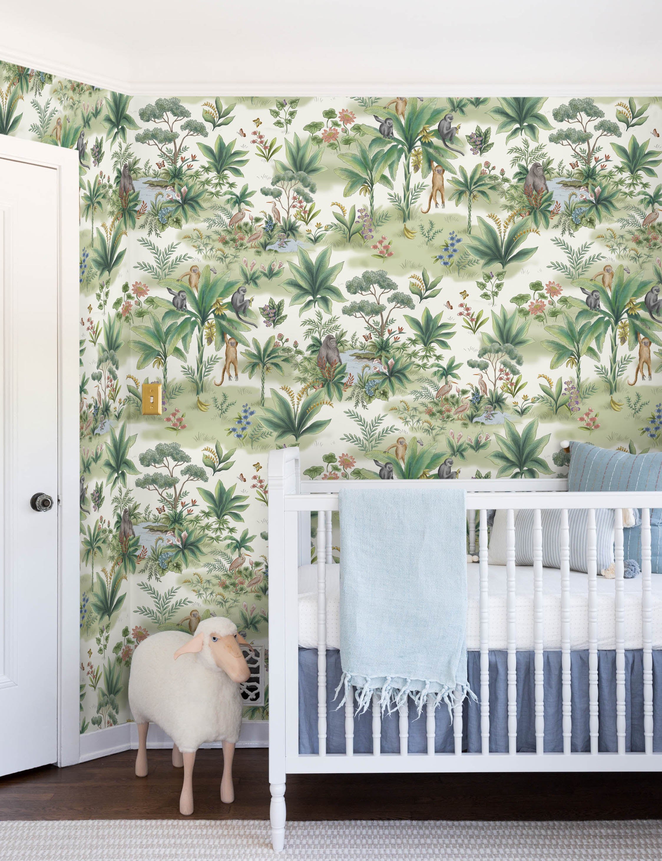Lulu and Georgia Jungle Wallpaper – Green - view 2