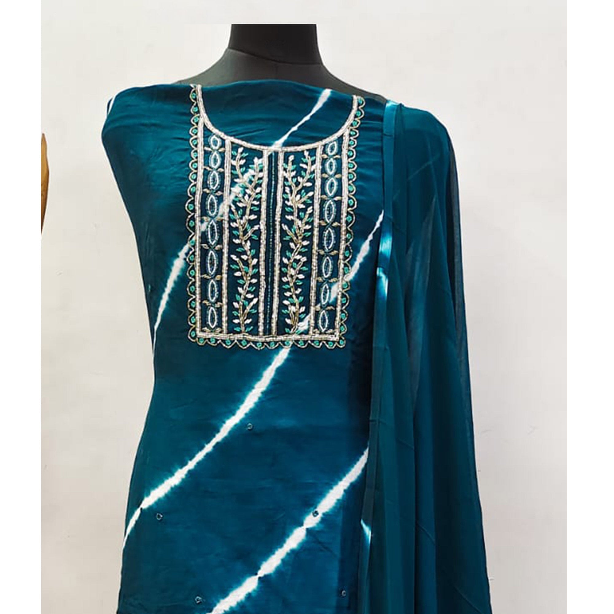 Peachmode Morpich Handwork Embroidery With Leheriya Printed Viscose Dress Material - view 4