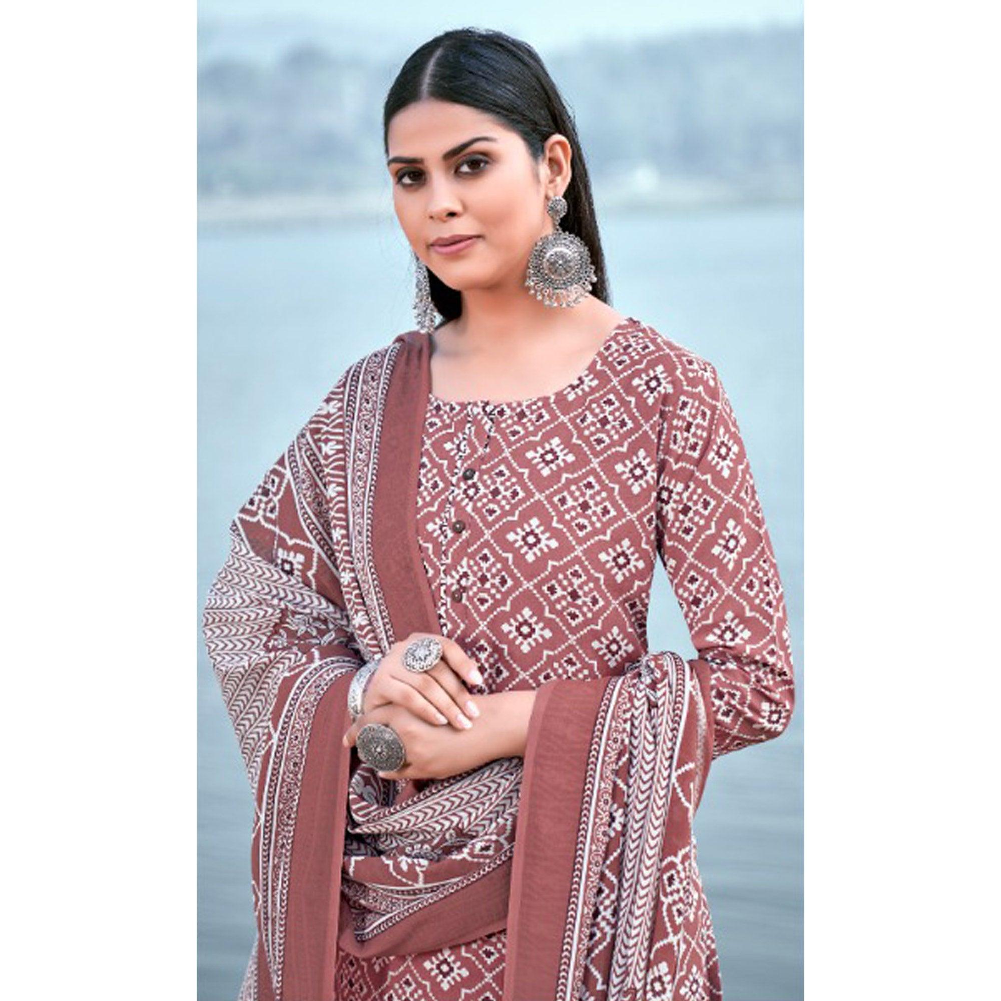 Peachmode Brown Floral Printed Pure Cotton Kurti Pant Set With Dupatta - view 5