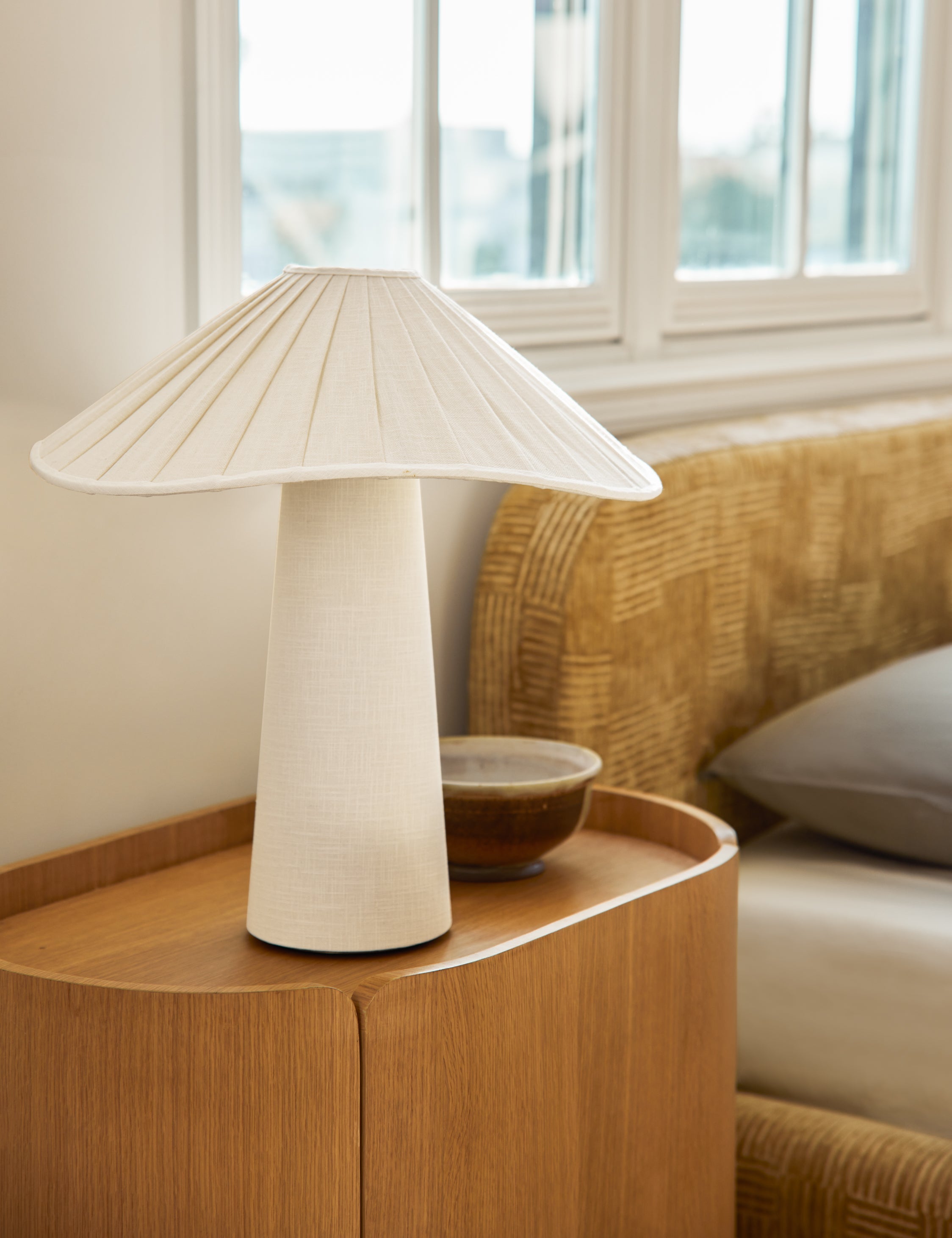 Lulu and Georgia Snoh Table Lamp – White - view 2