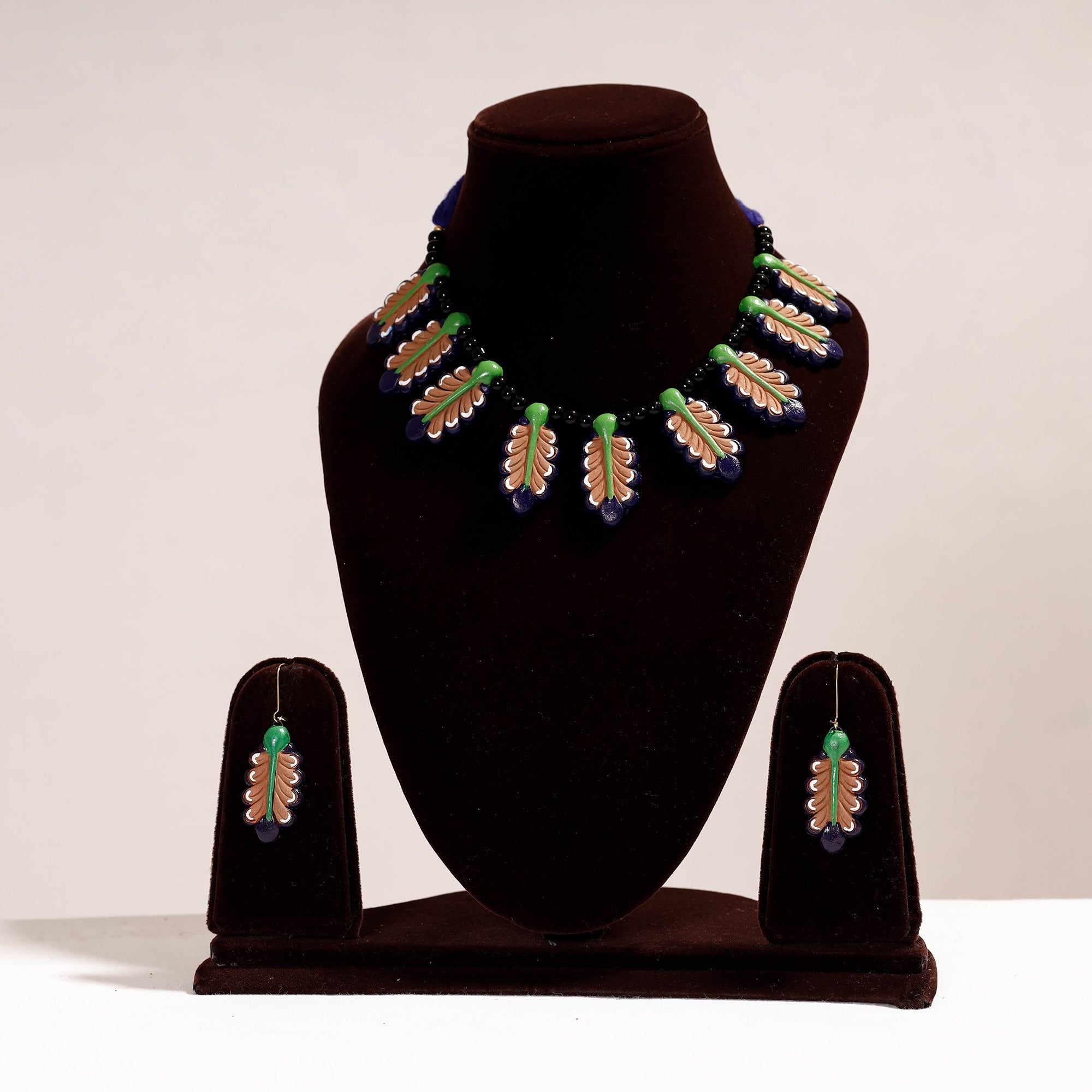 KHUSHBASH - HAPPY LOOM OF EAST Bishnupur Handpainted Terracotta Necklace Set