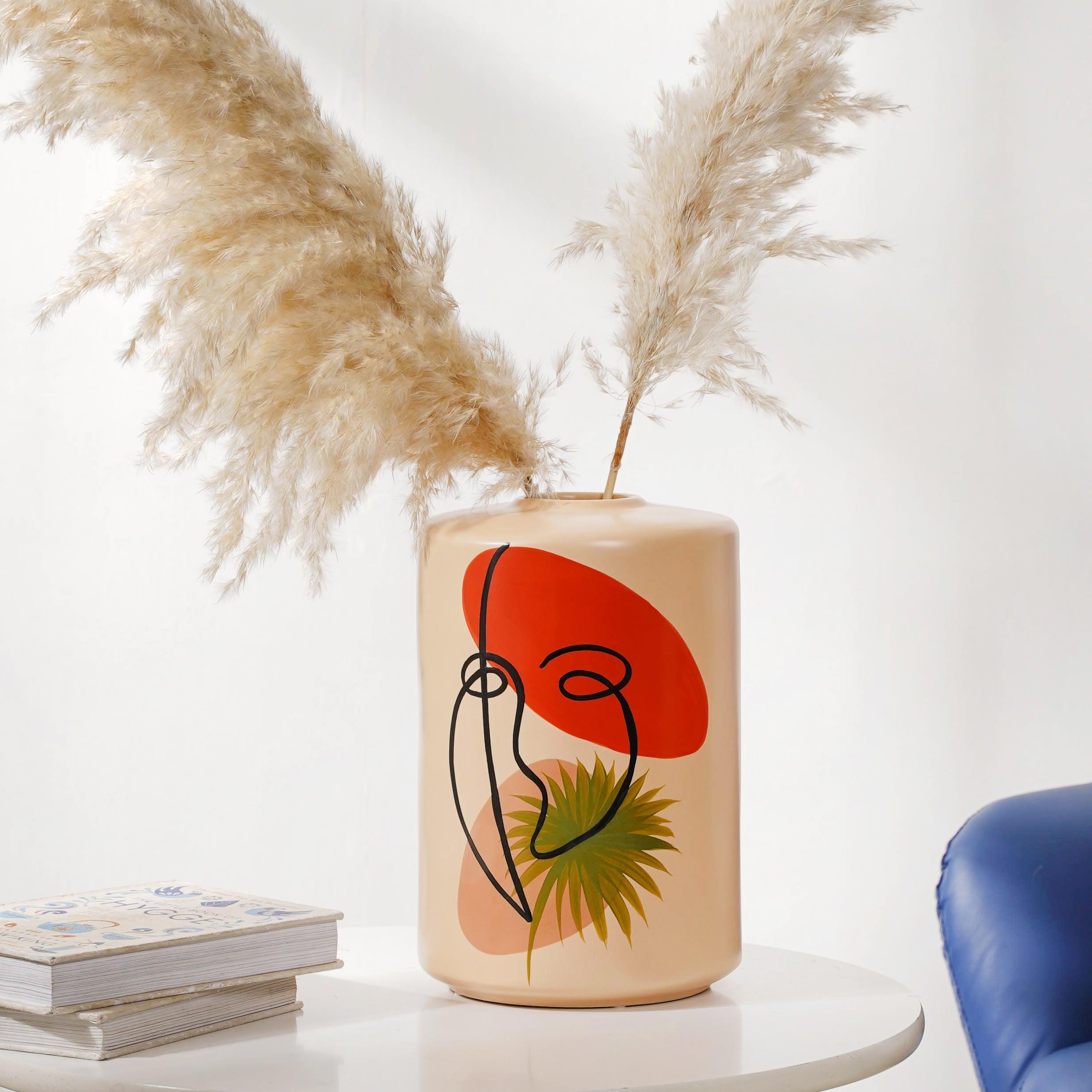 Nestasia Abstract Face Vase