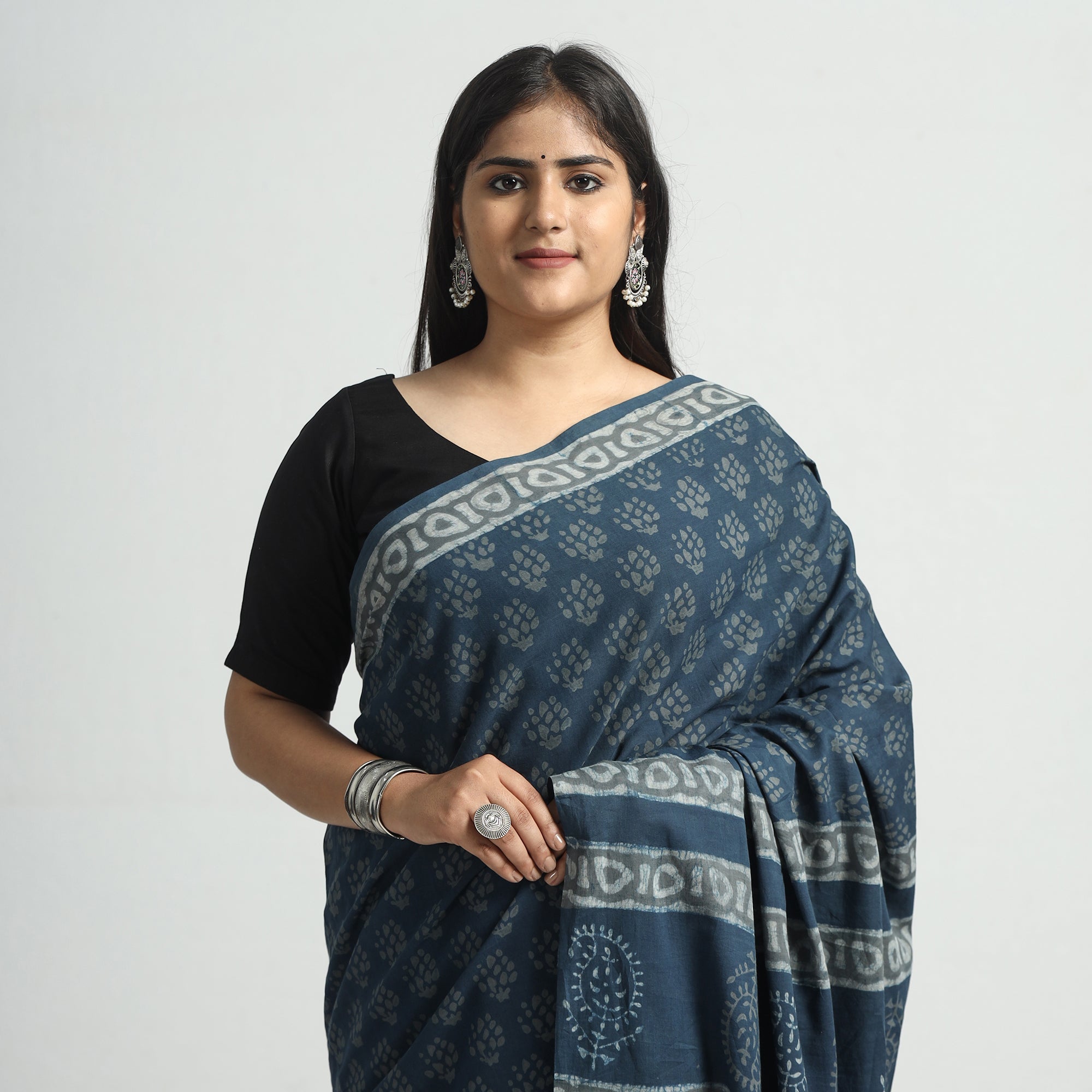 HAVELI CHRONICLES Blue - Akola Hand Block Printed Cotton Saree - view 3