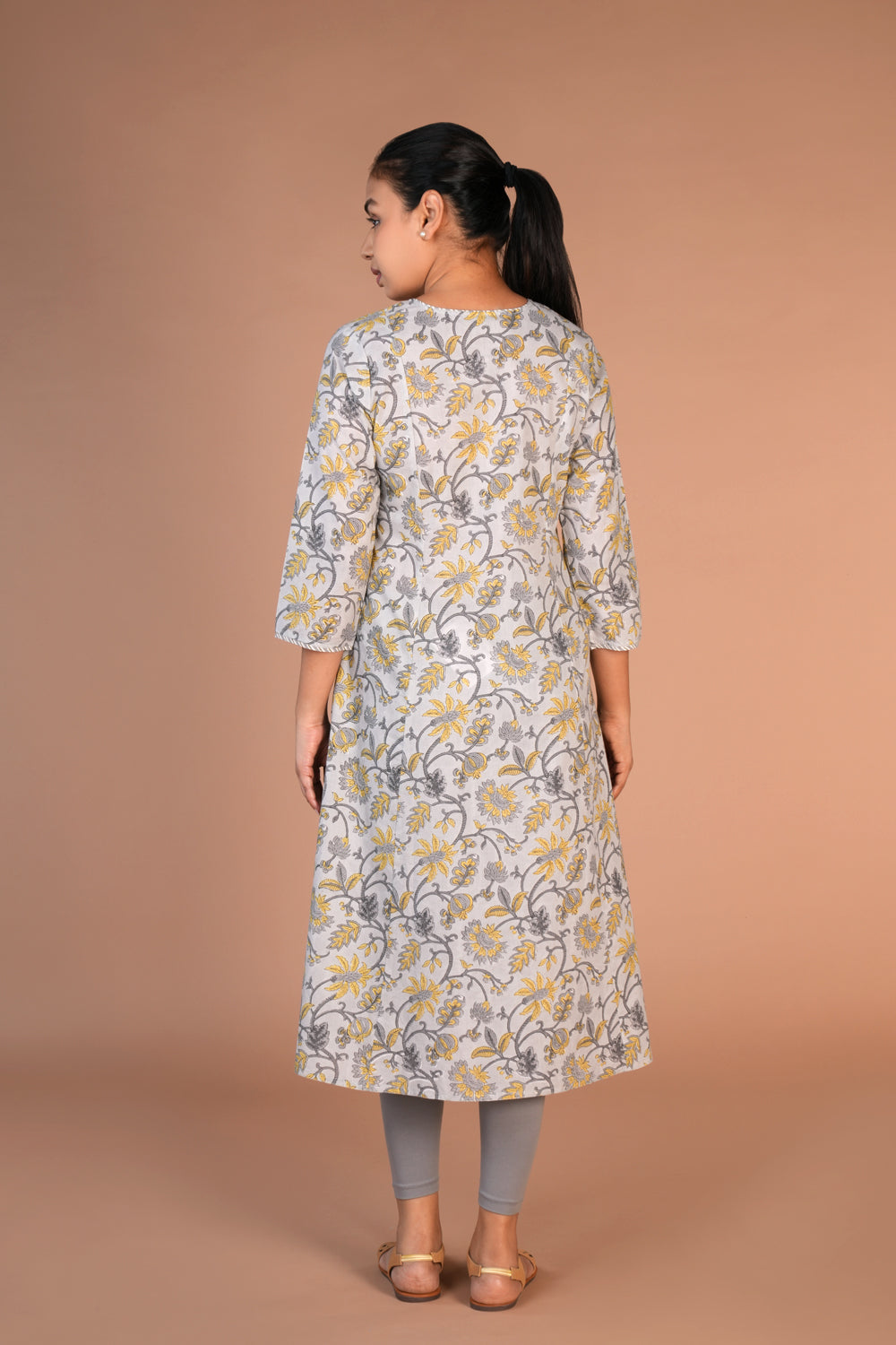 Kalanjali Ethnics Hand block printed cotton kurti - view 4