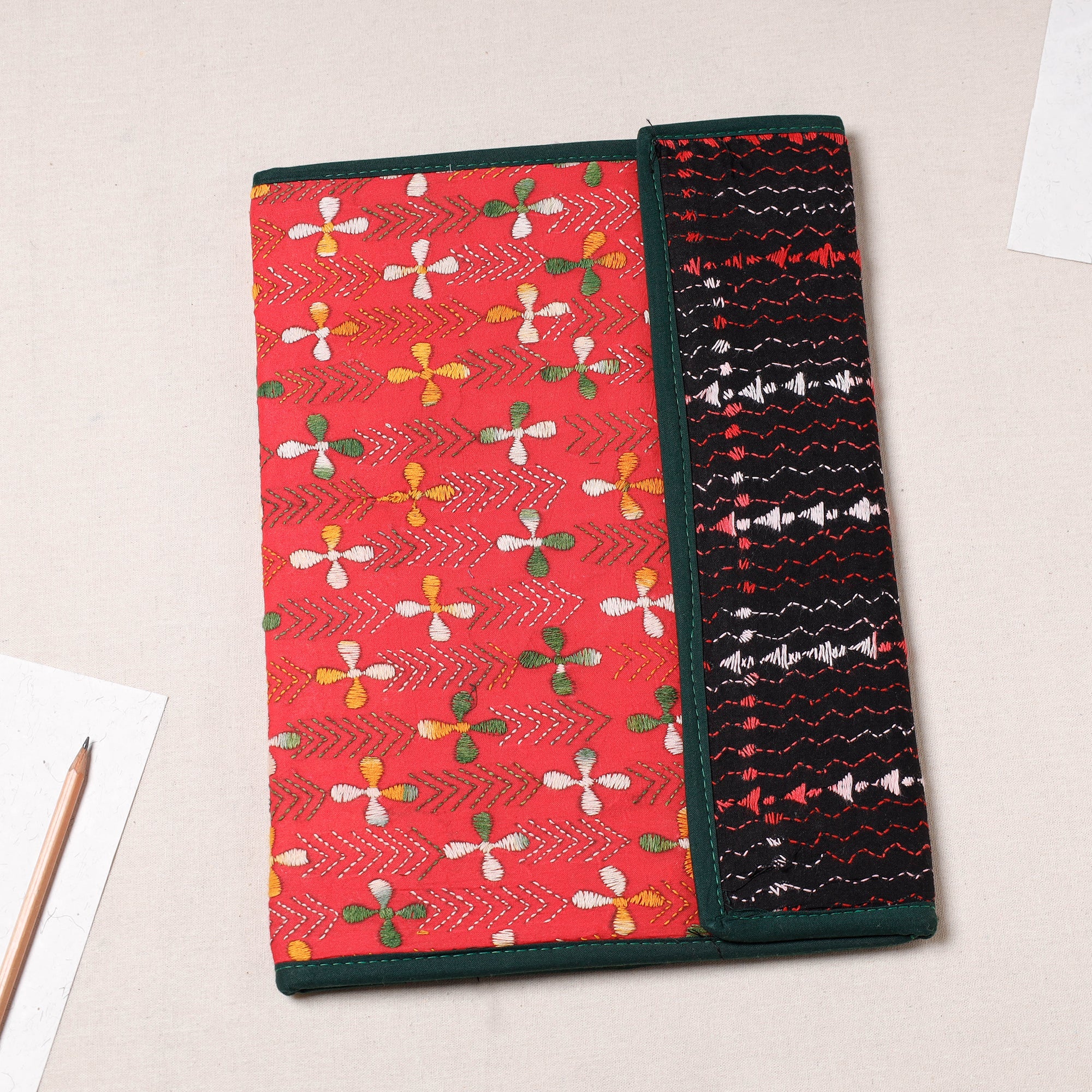 ASALKAAR Bengal Kantha Work Handcrafted File Folder