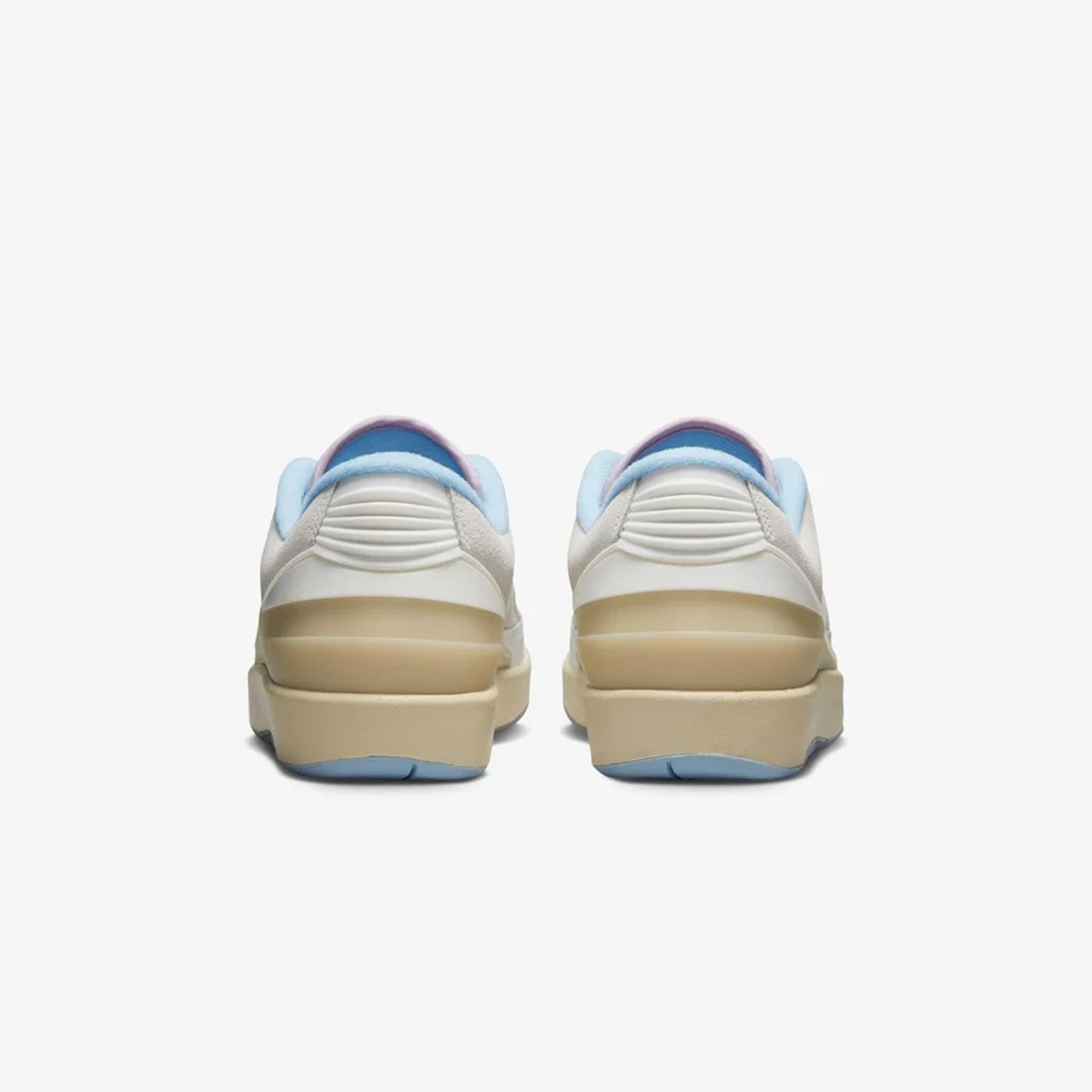 Jordan | AIR JORDAN 2 RETRO LOW { SUMMIT WHITE/VARSITY RED-ICE BLUE - view 2