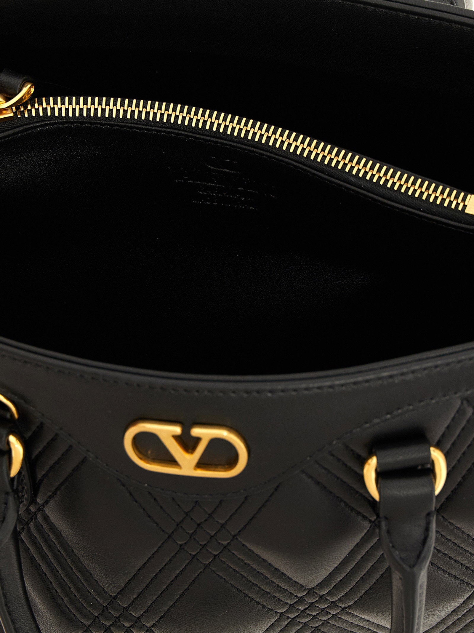 Valentino Garavani Quiltie 67 Handbag - view 4
