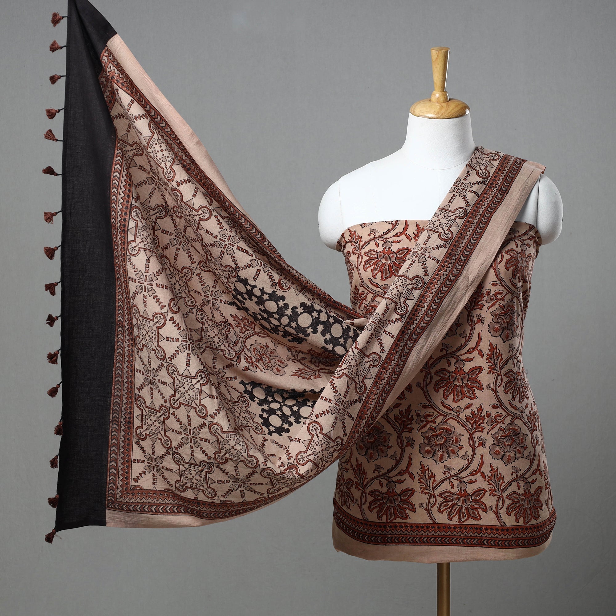 AJRAKH BY JABBAR KHATRI Brown - Kutch Block Print Cotton 3pc Ajrakh Dress Material 02