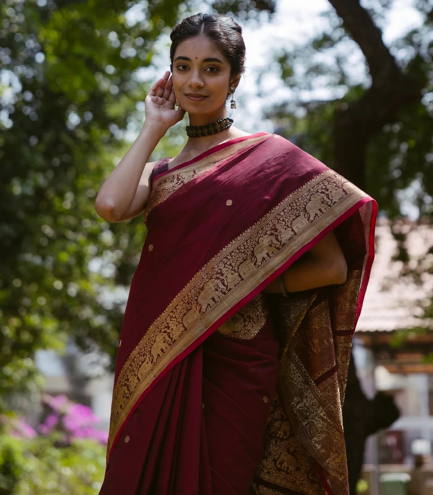 RmKV Crimson Handloom Kanchi Cotton Saree With Elephants, House and Lady Motifs in Border - view 3
