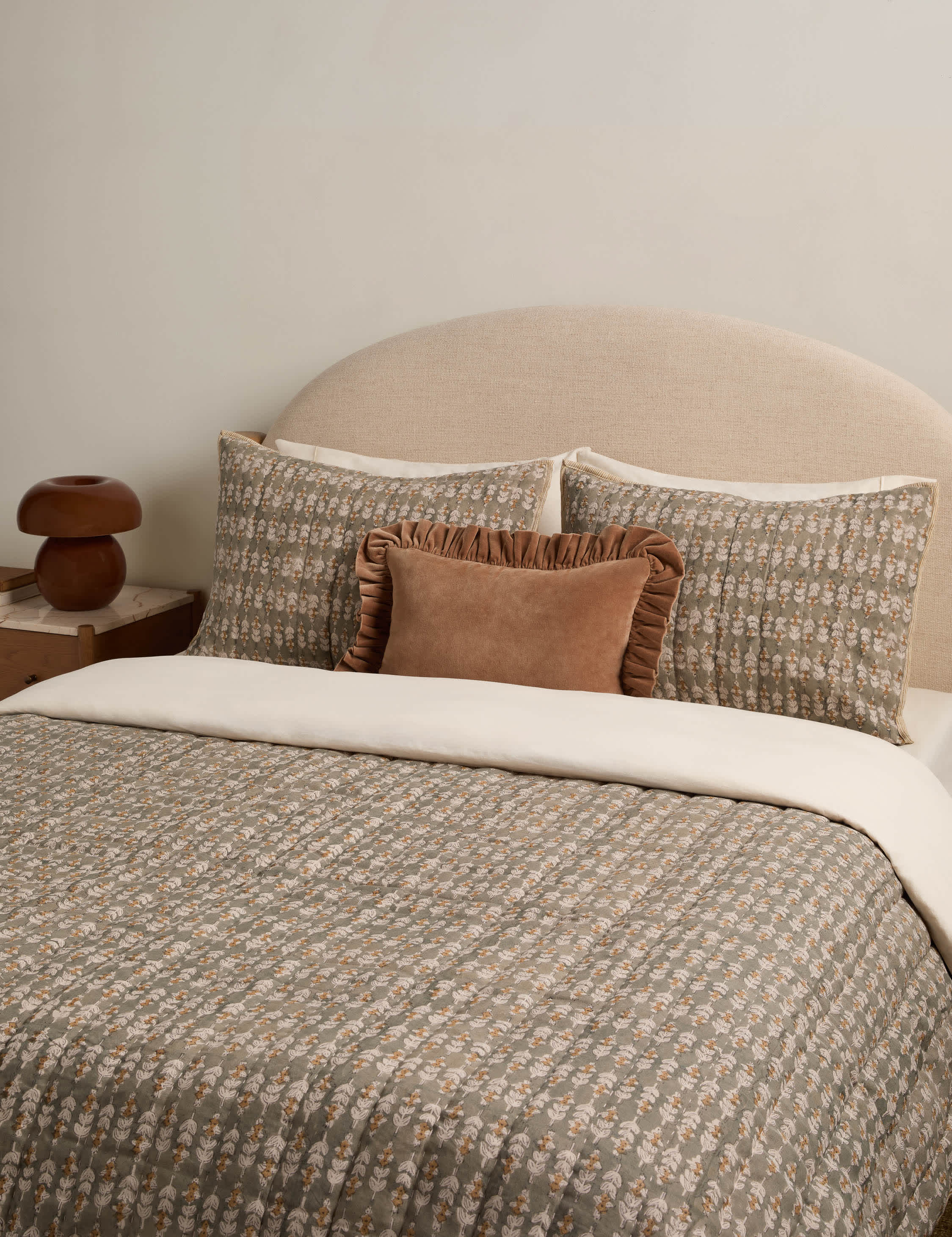 Lulu and Georgia Berrien Linen Cotton Quilt - view 2