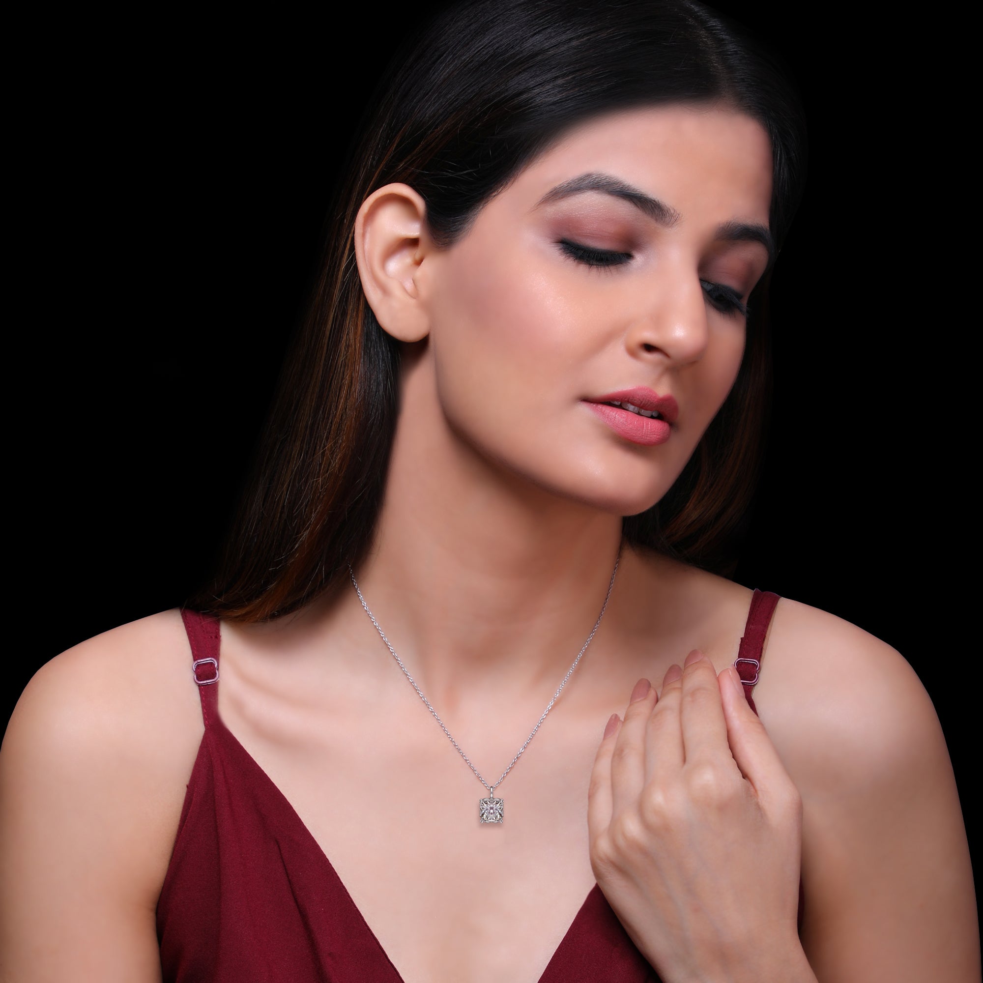 GIVA Jewellery Silver Zircon Square Pendant with Link Chain - view 2