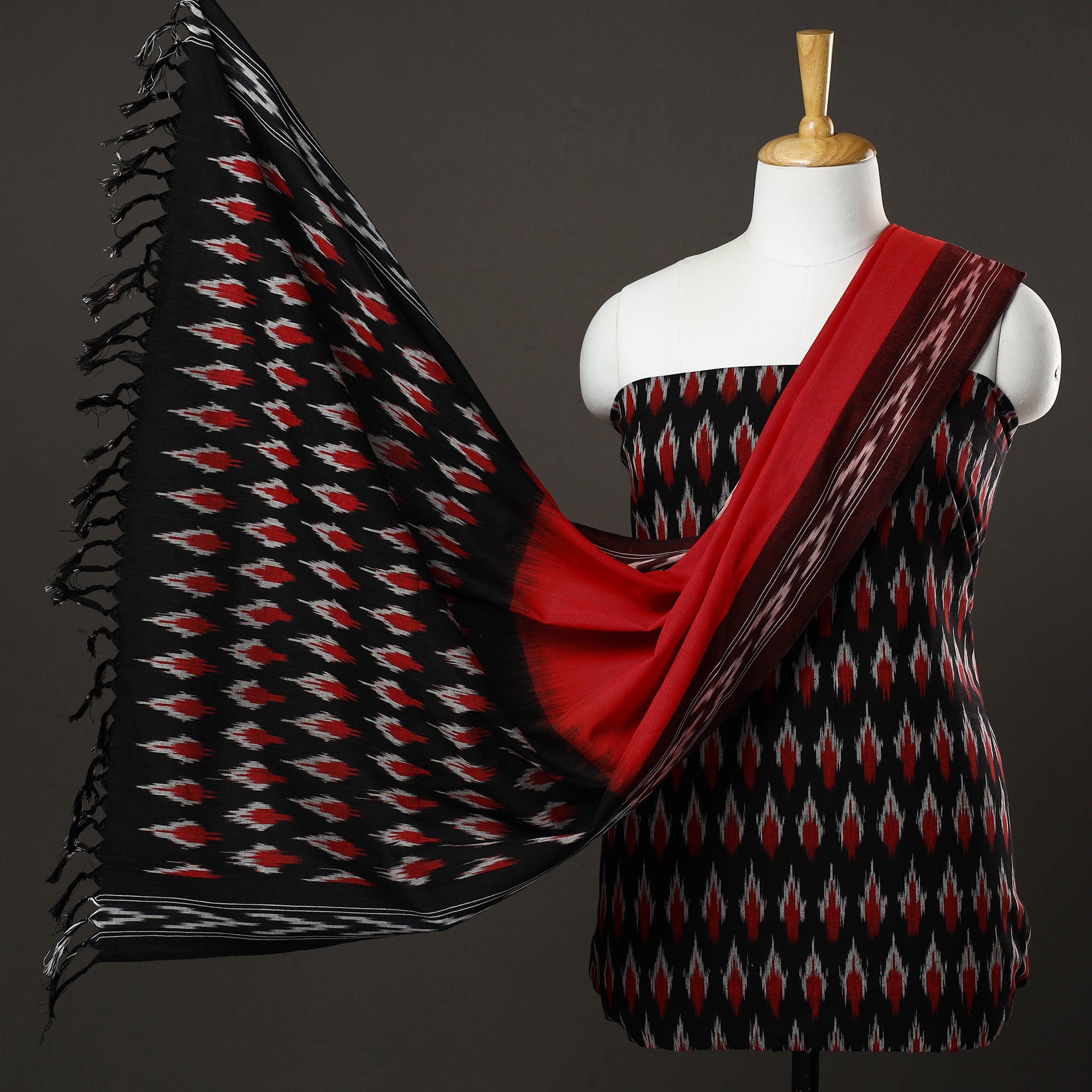 SOUTH KARGHA Black - Handloom Cotton 3pc Pochampally Ikat Dress Material 08