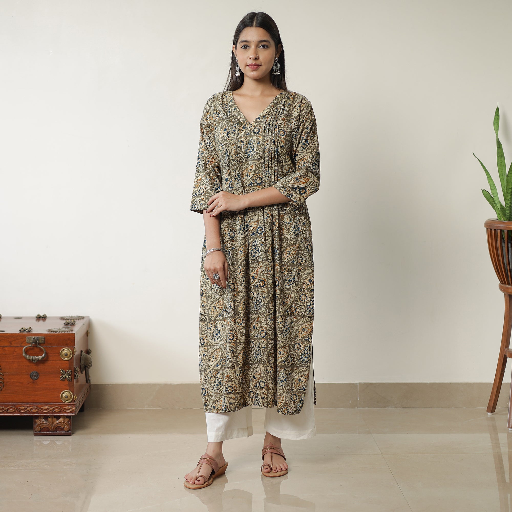ITOKRI CASUALS Brown - Pedana Kalamkari Block Printed Cotton Pintuck Straight Kurta 16 - view 2