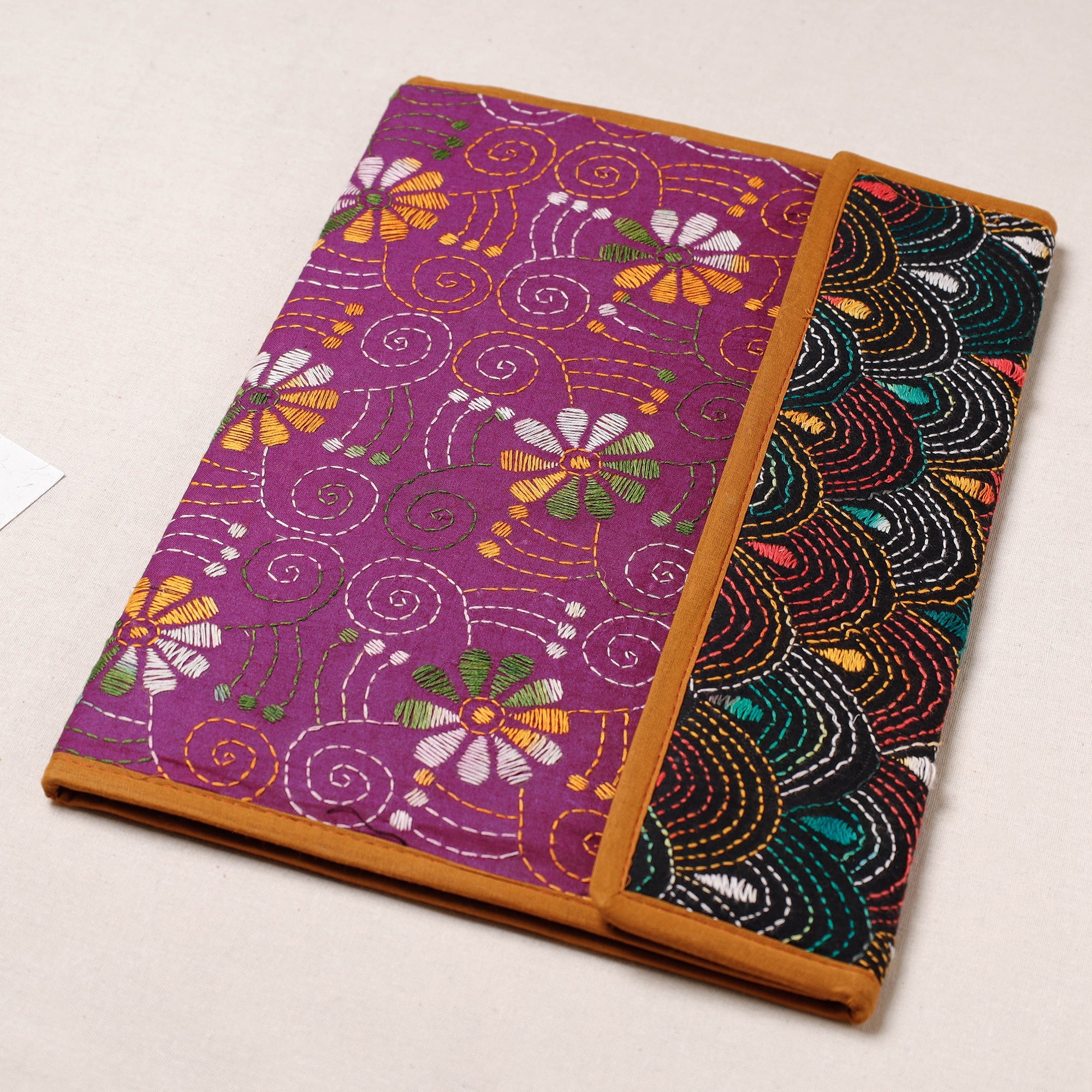 ASALKAAR Bengal Kantha Work Handcrafted File Folder - view 2