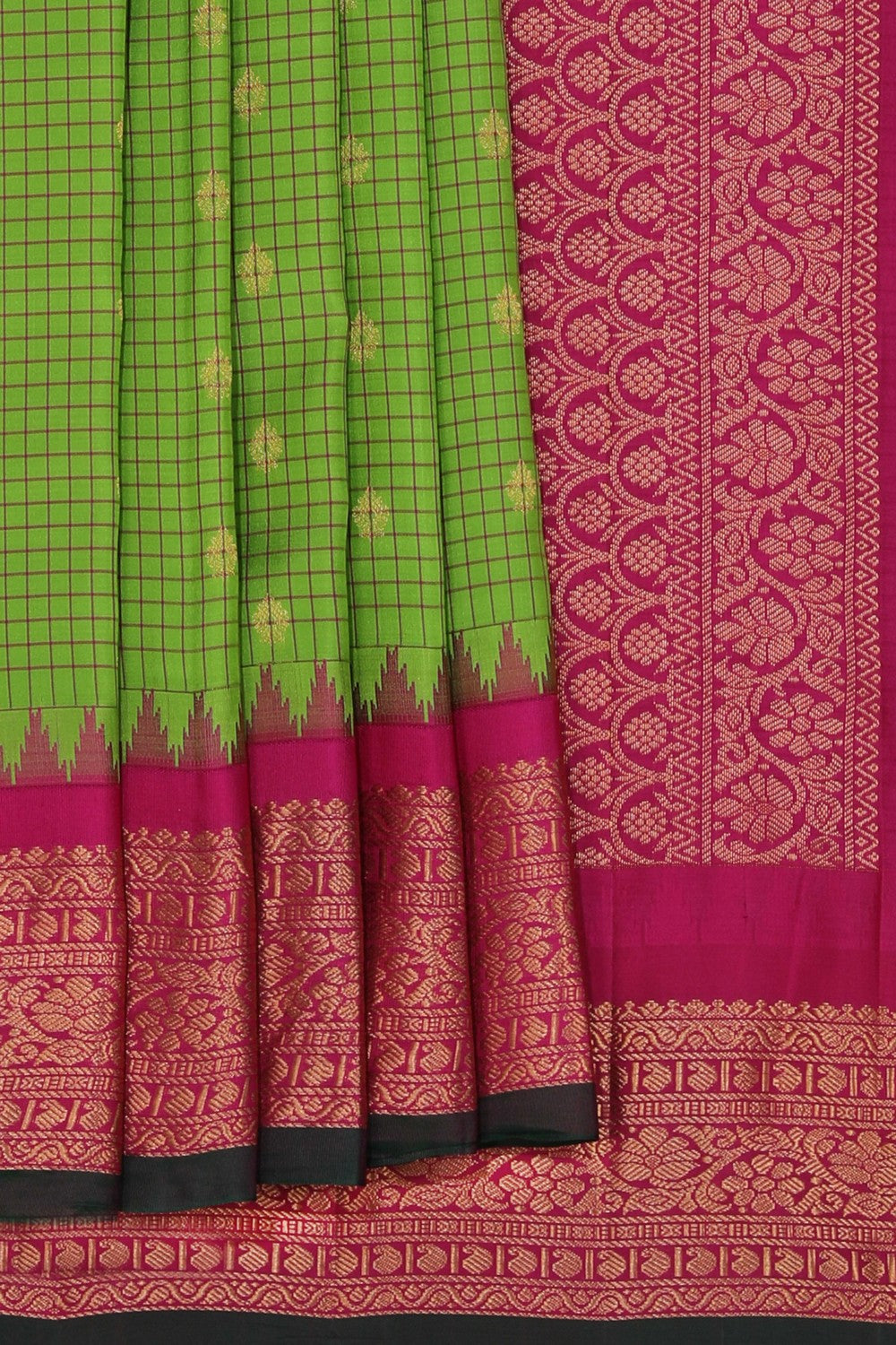 Kalanjali Gadwal Silk Green Saree – Women's