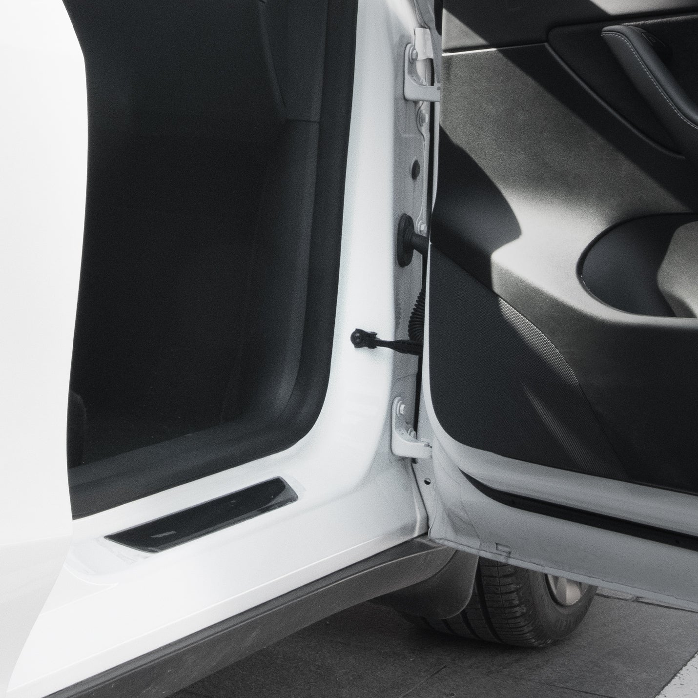 Accessories Tesla Model Y & 3 - Door Lock Cover | TO320 - view 10