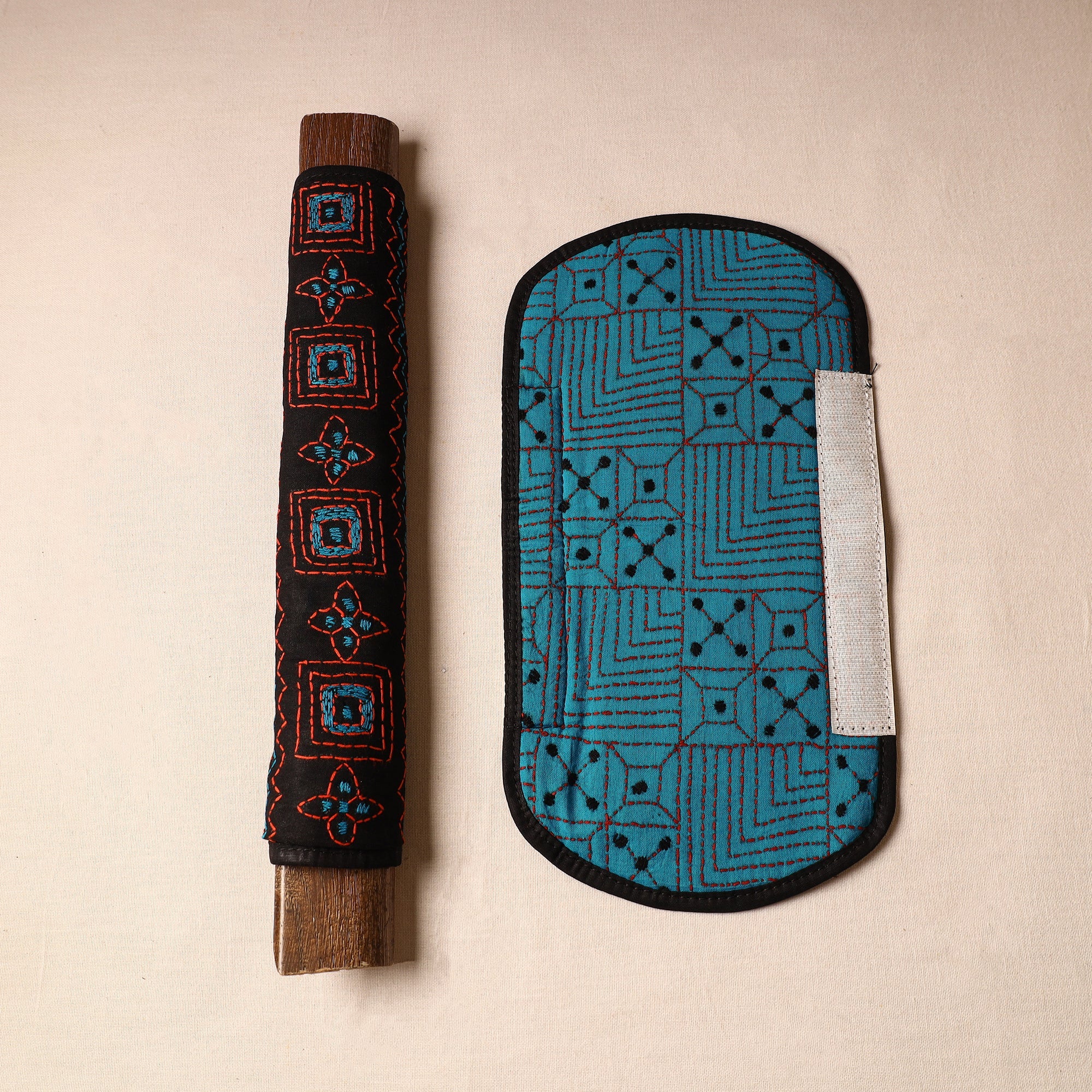 ASALKAAR Black - Bengal Kantha Work Handmade Fridge Handle Cover (Set of 2) 25 - view 2