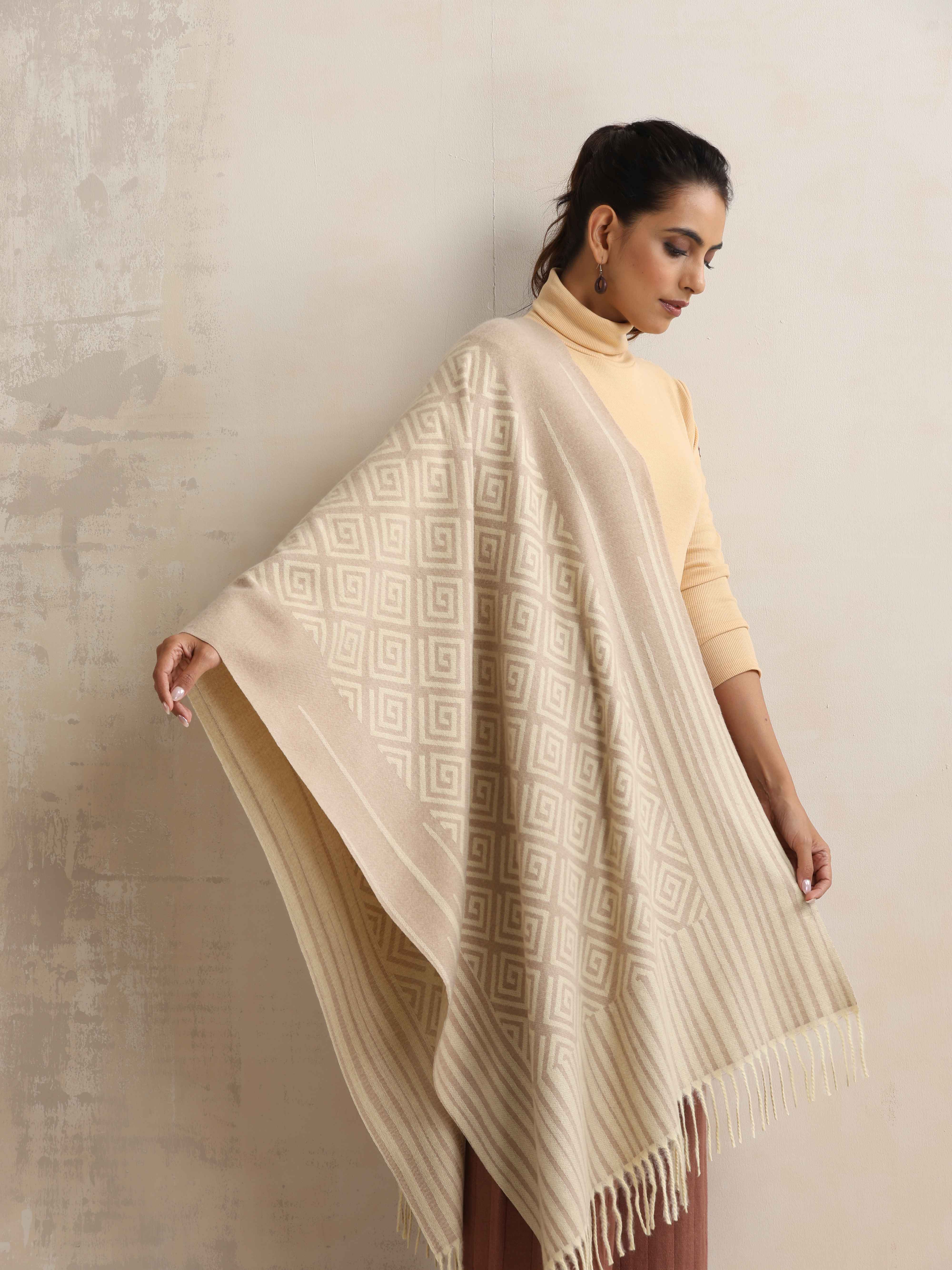 trueBrowns Beige Geometric Woollen Stole - view 2